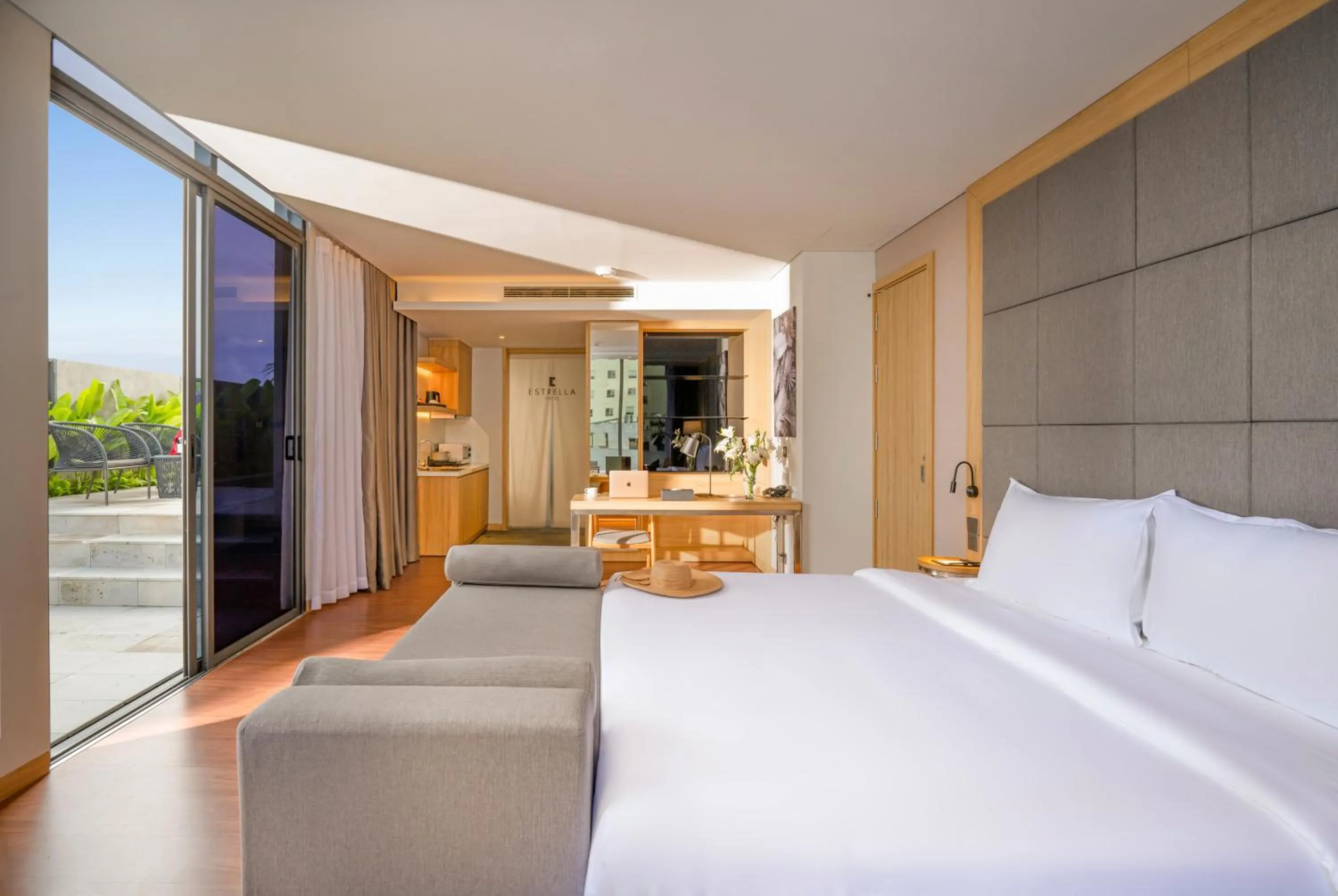 Bedroom, Bed in Estrella Boutique Hotel