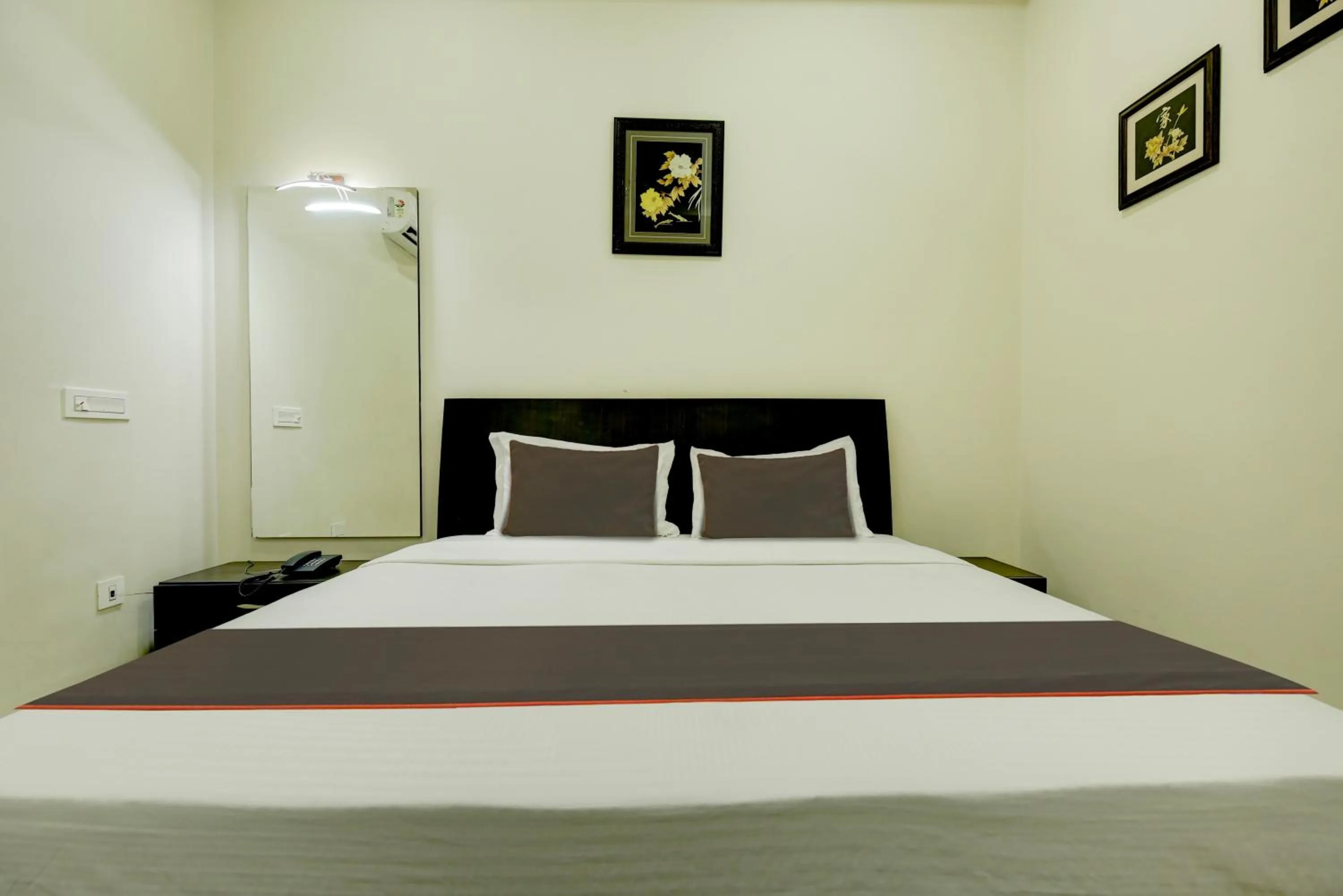 Bedroom, Bed in Collection O Ovel Hotel Grand