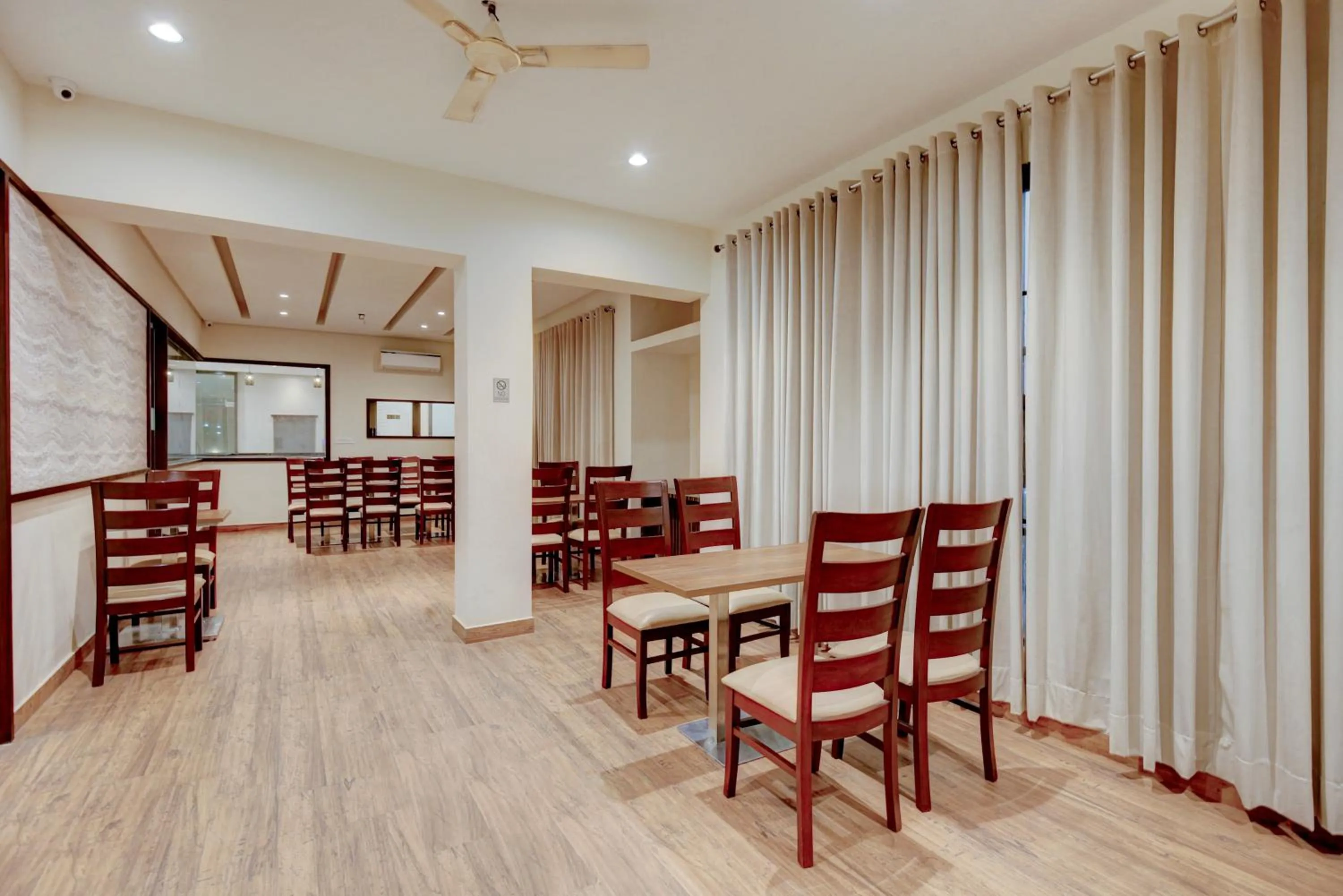 Other in Collection O Ovel Hotel Grand