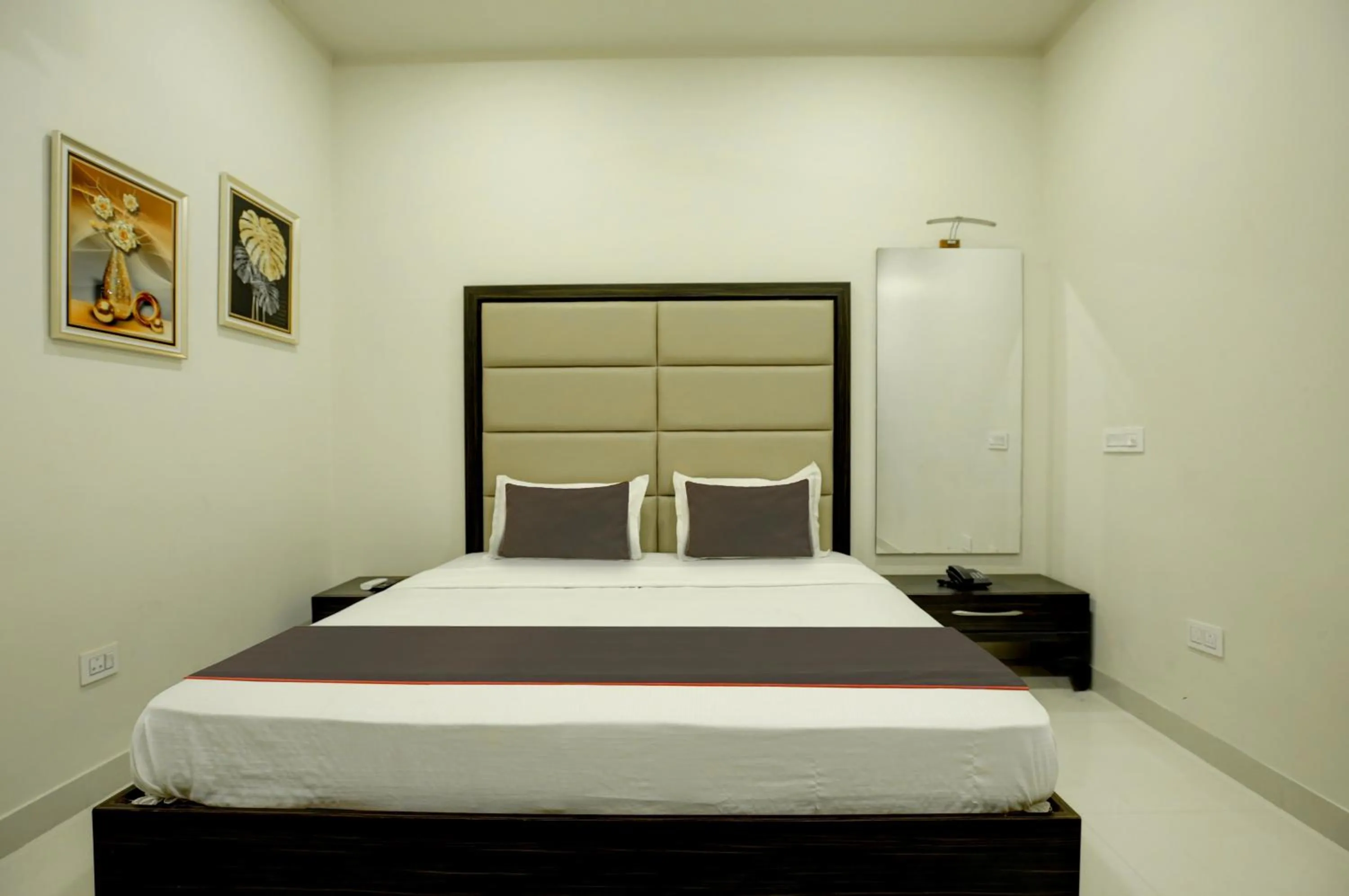 Bedroom, Bed in Collection O Ovel Hotel Grand