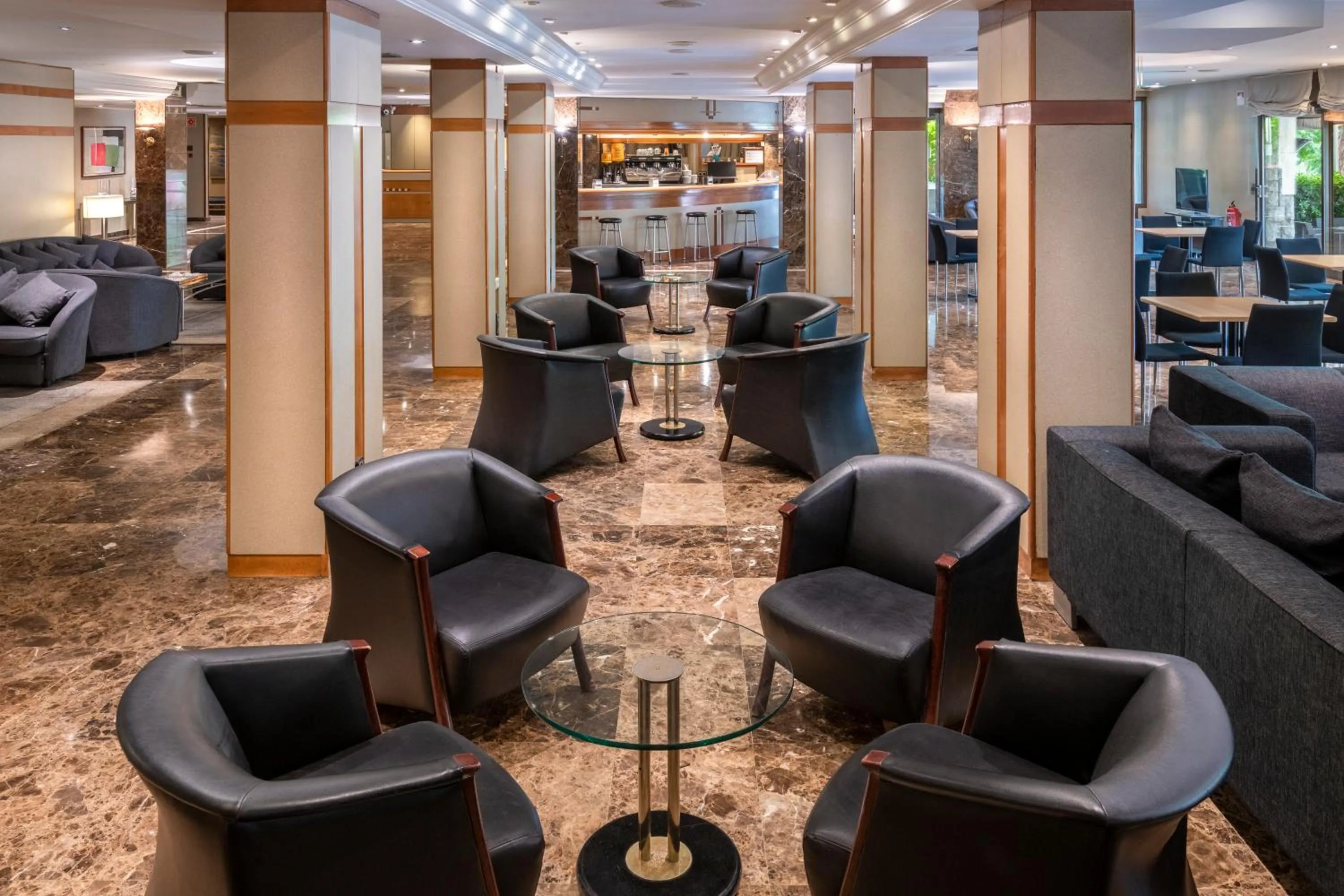 Communal lounge/ TV room in Ciudad de Castelldefels