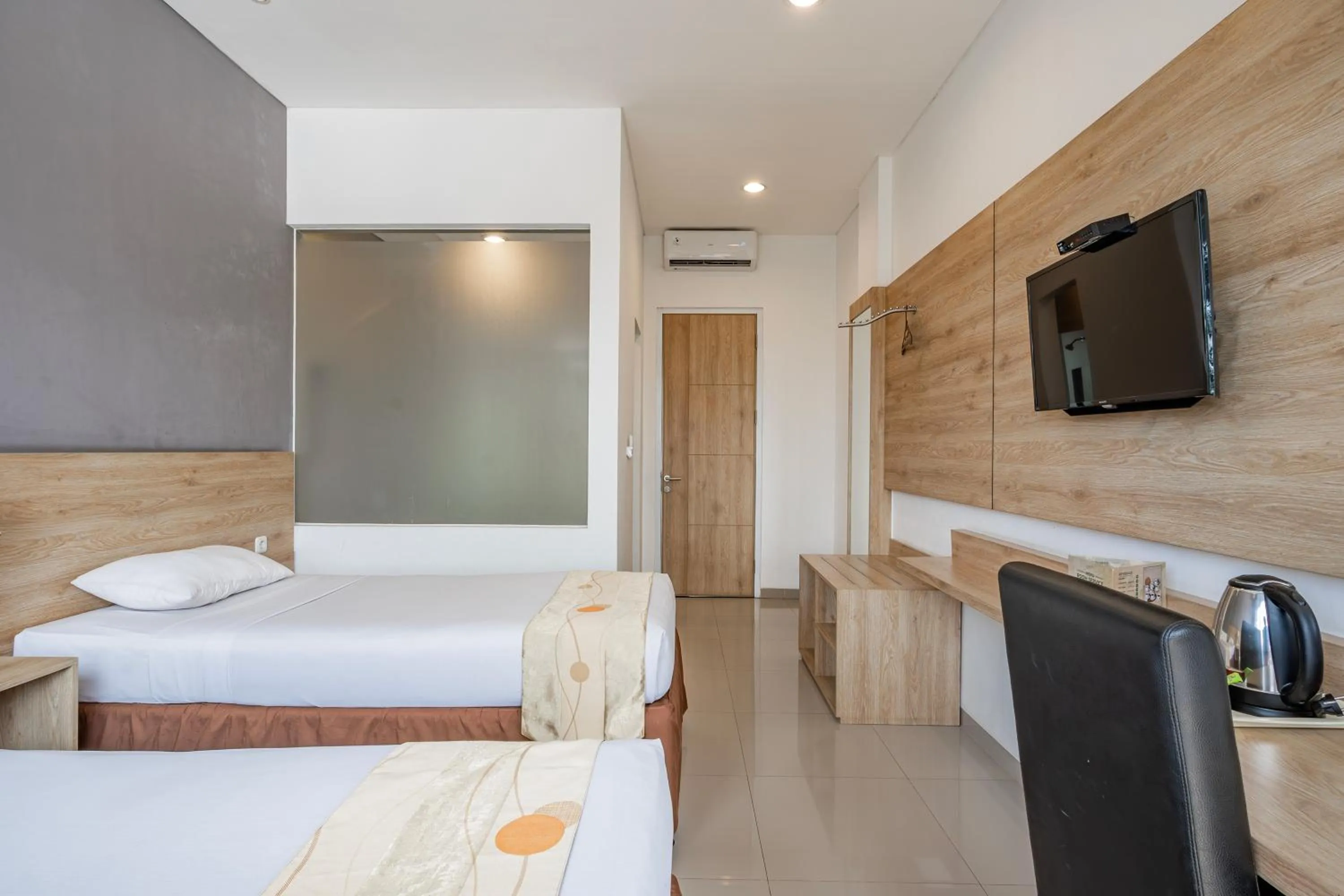 Bed in Hotel Pesona Ciwidey