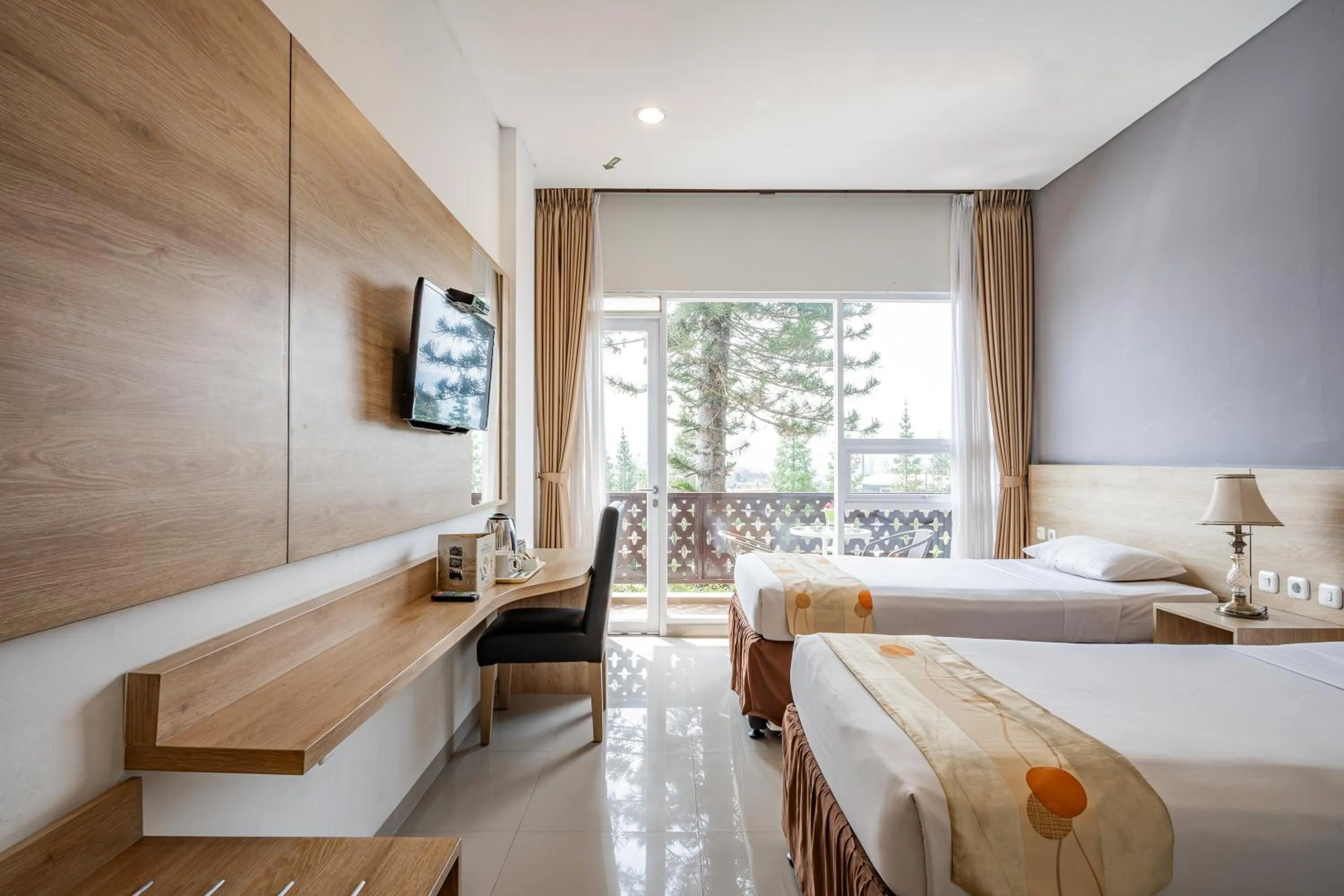 Bed in Hotel Pesona Ciwidey