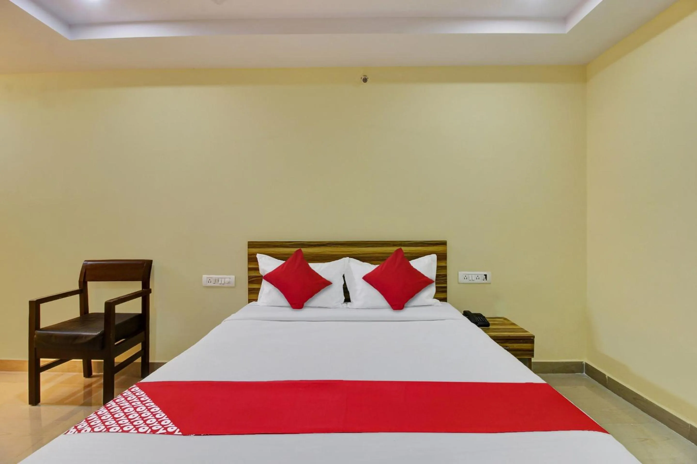 Bedroom, Bed in Hotel O Srinika Grand NEAR Shamshabad Airport