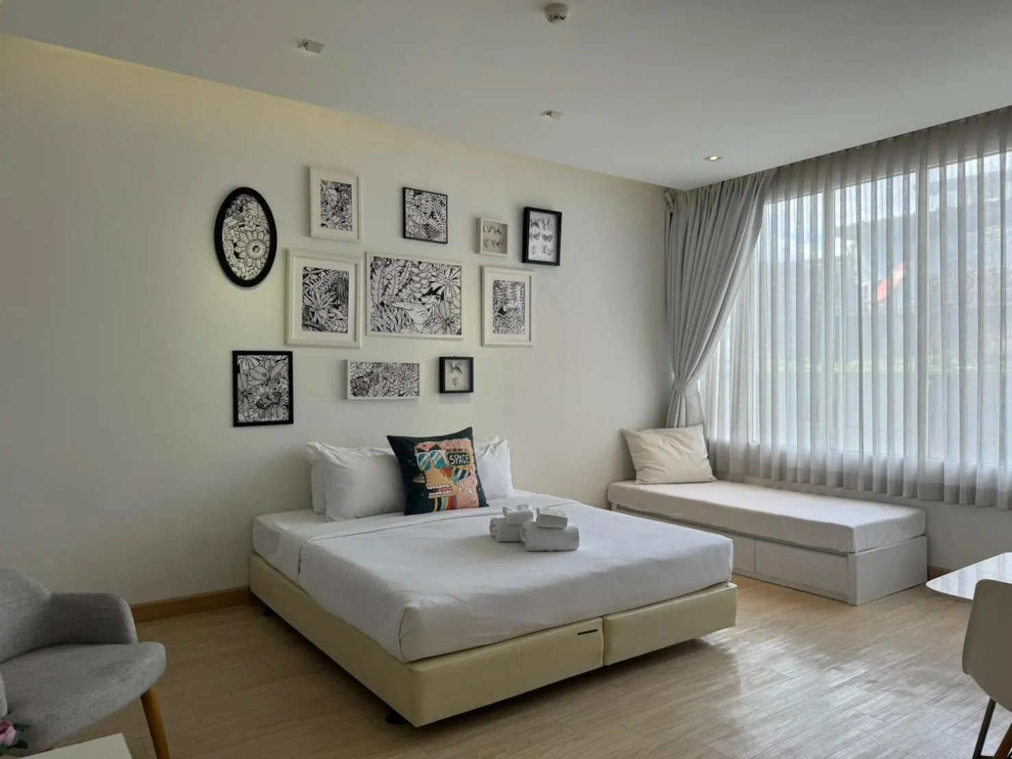 Bedroom, Bed in Beat Hotel Bangkok