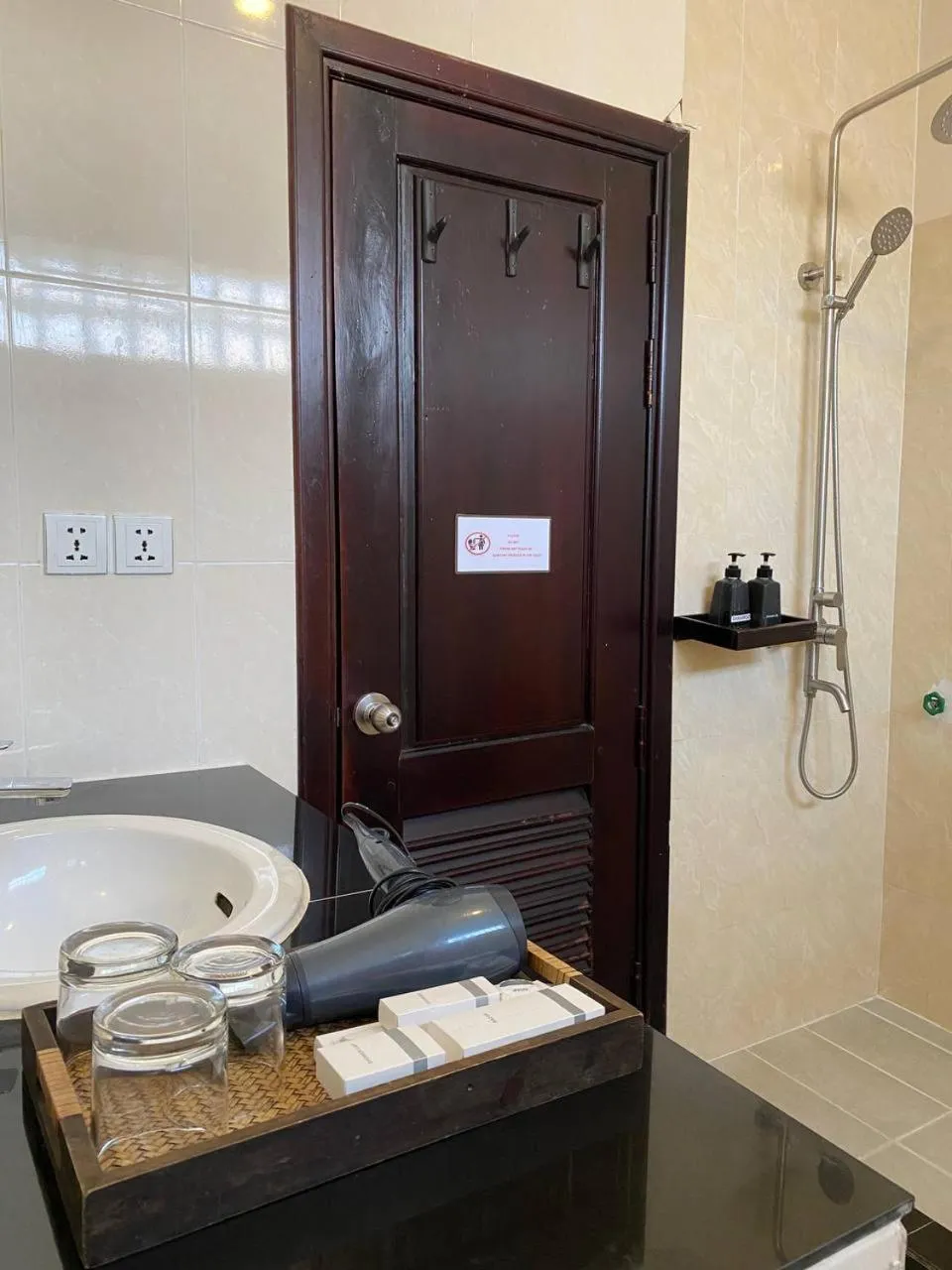 Bathroom in Angkor Tempora Boutique