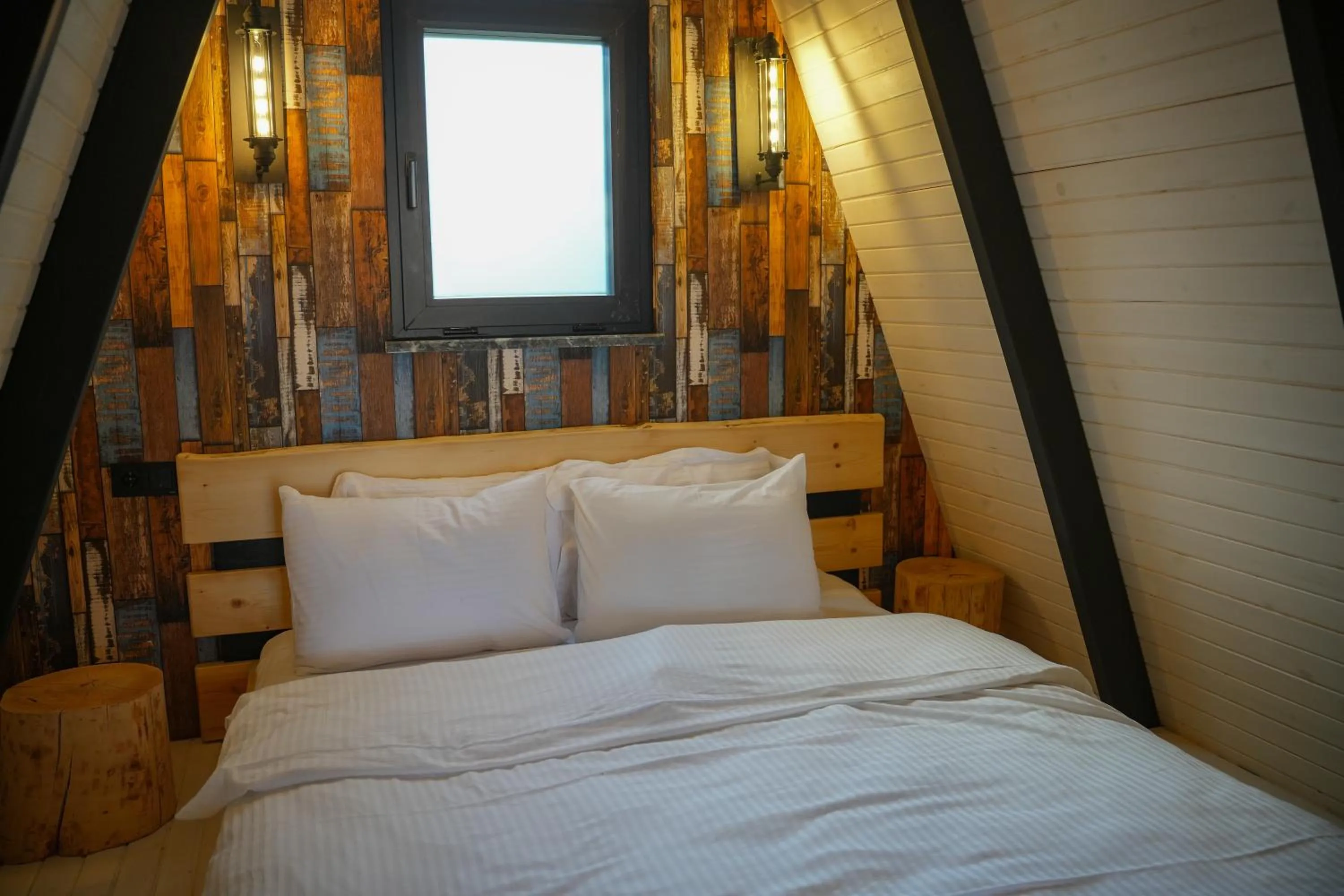 Bed in Bungalov Maşukiye Villa