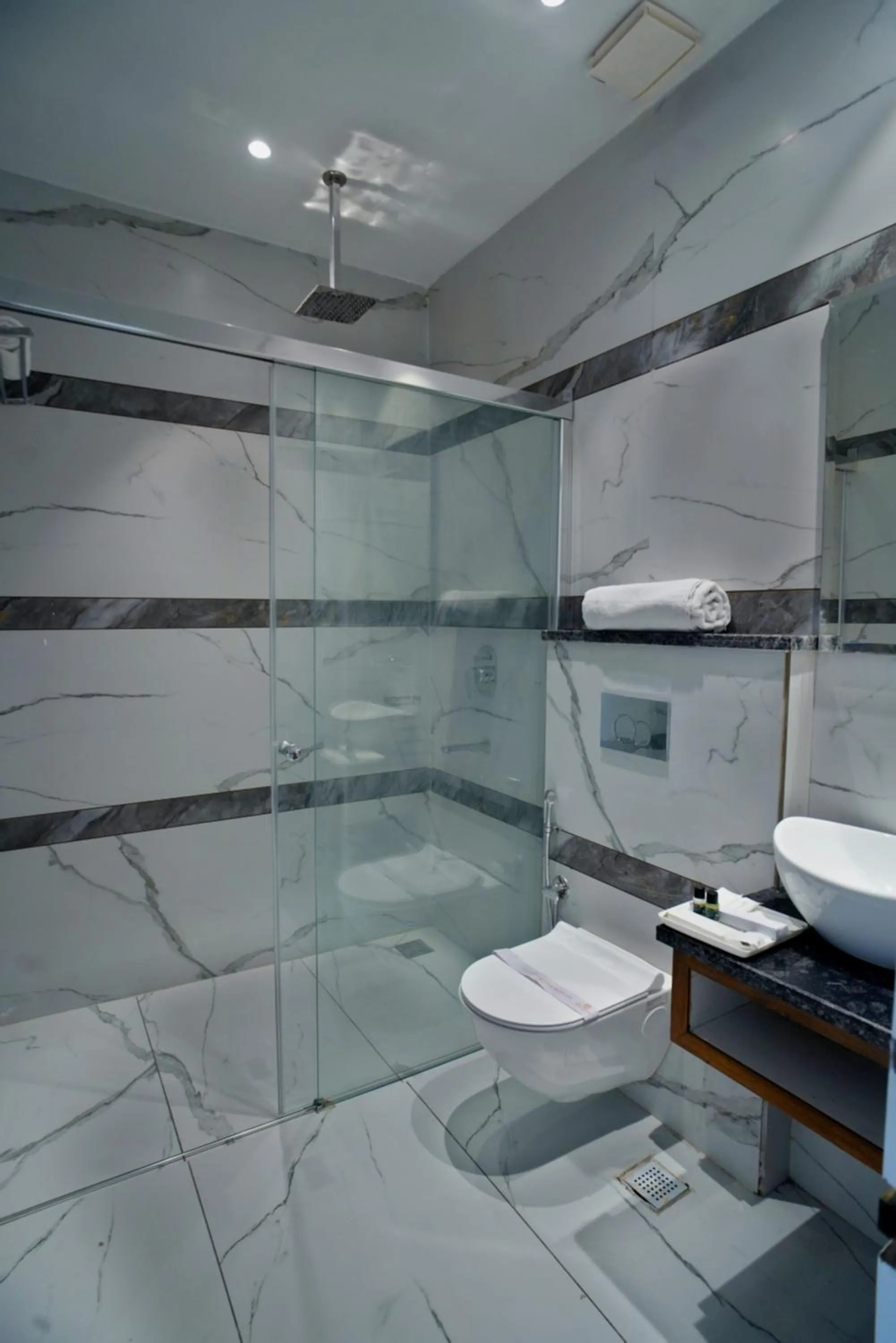 Bathroom in 5 States Resort