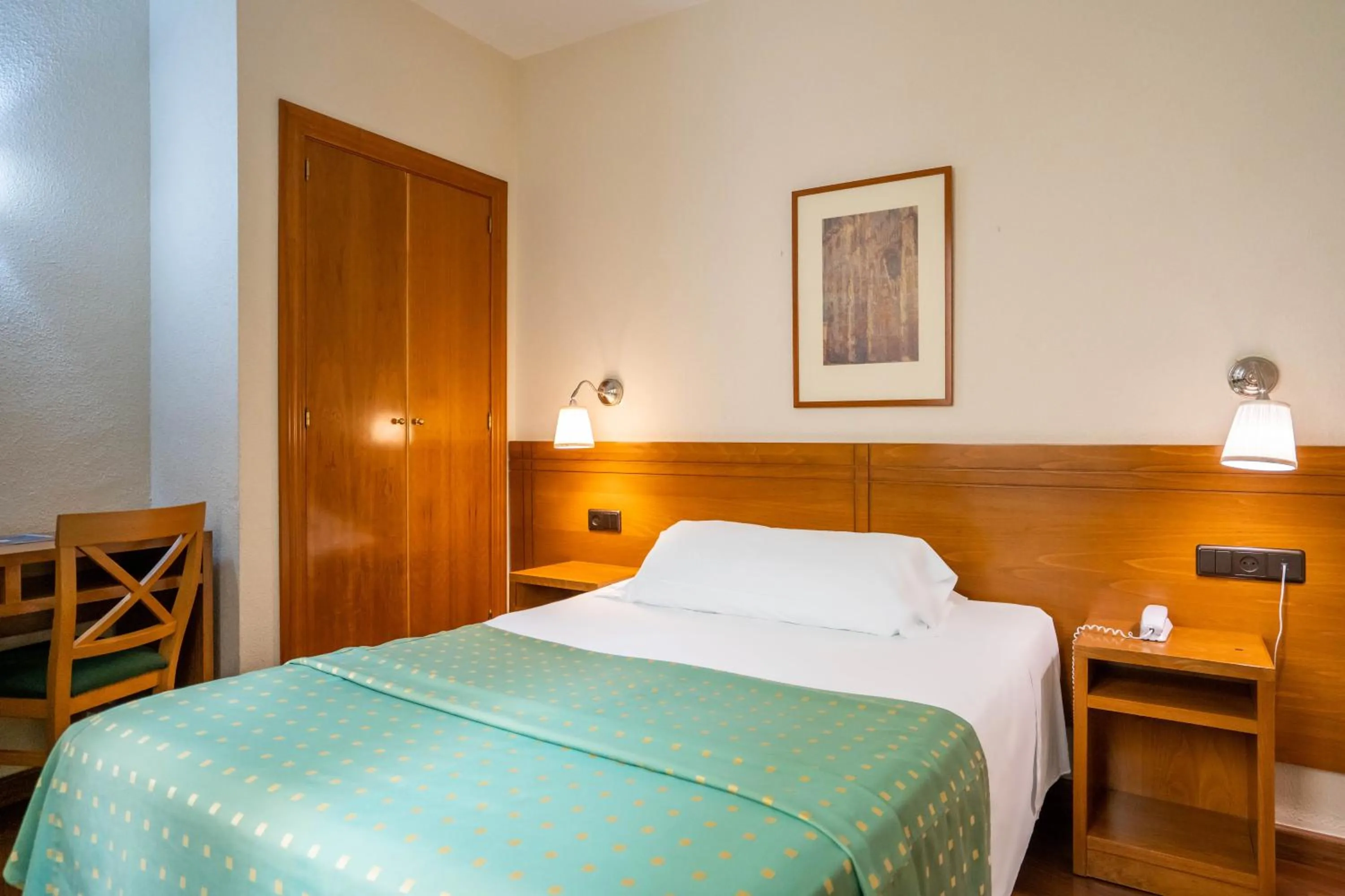 Bed in YIT Conquista de Toledo