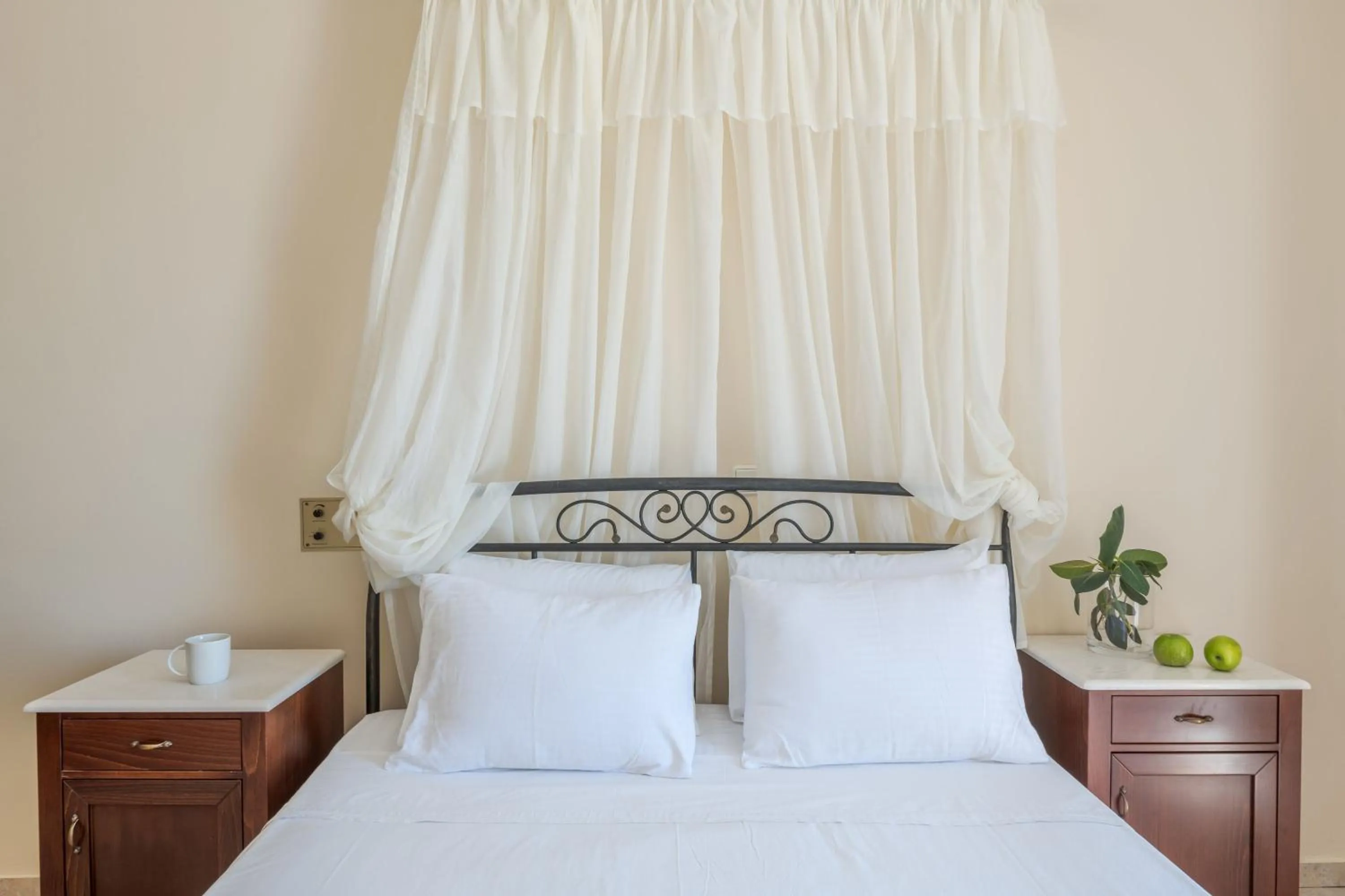 Bed in Epavlis Hotel & Spa