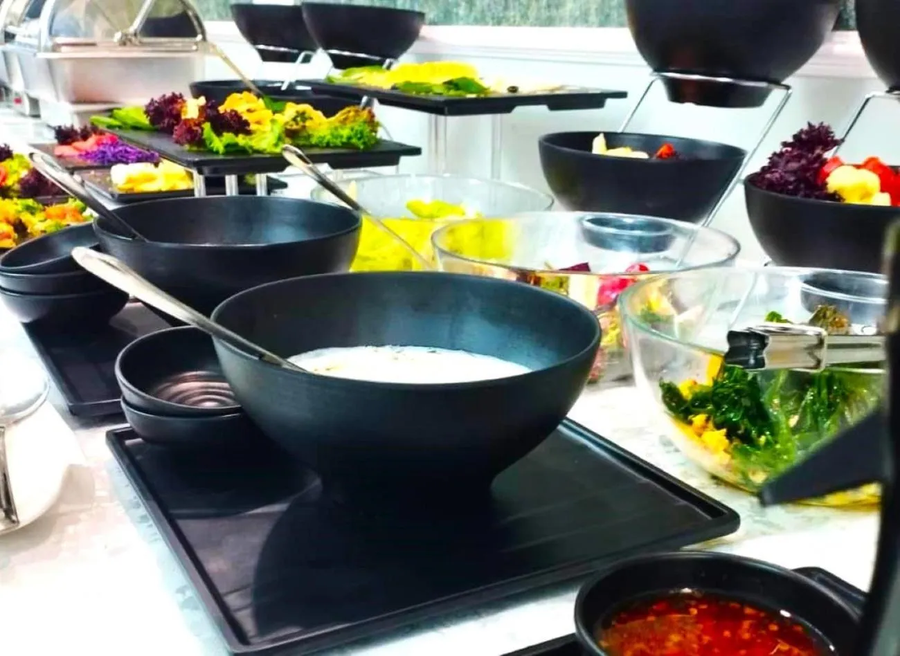 Restaurant/places to eat in Dosman Hotel Bishkek