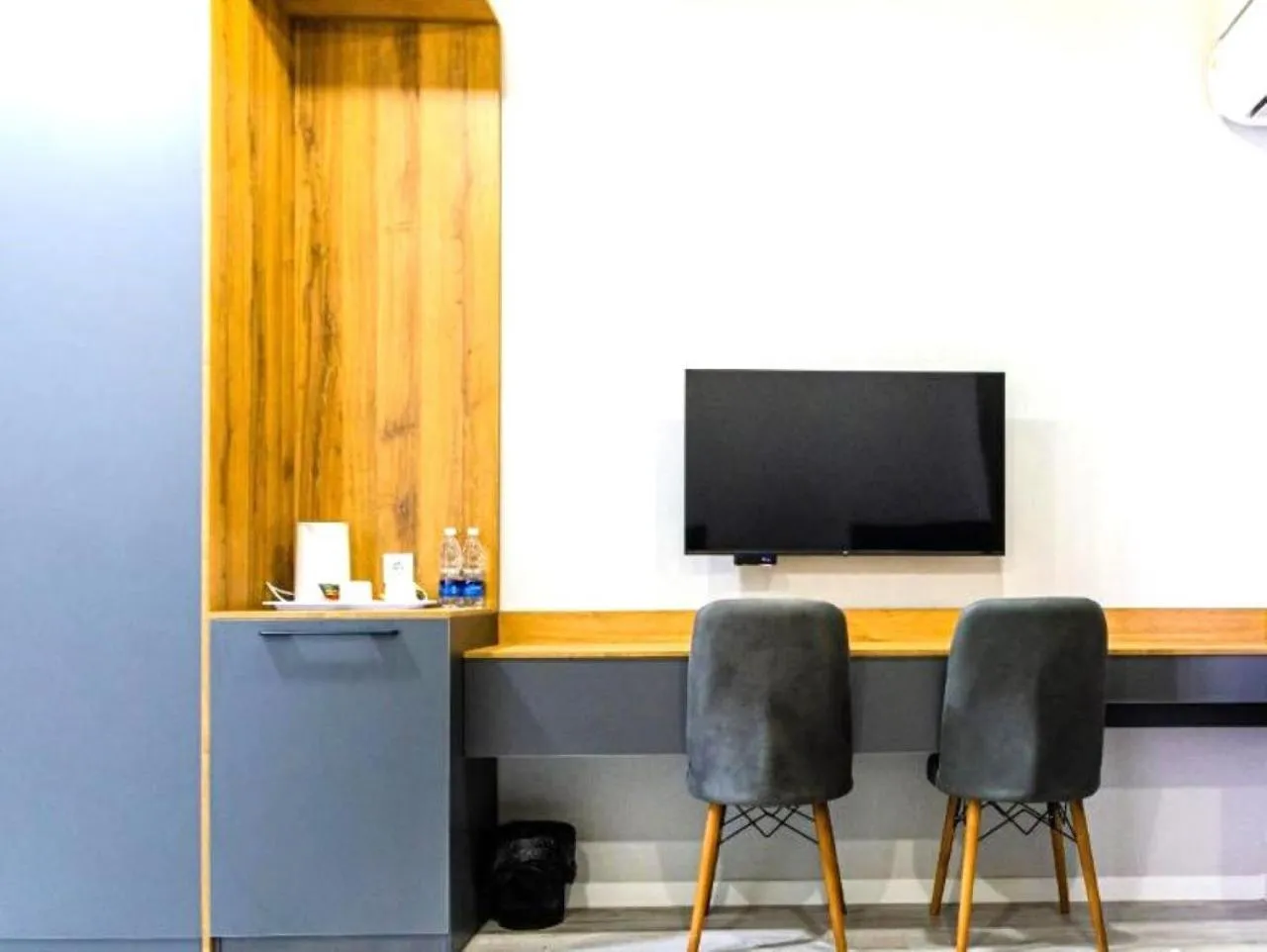 TV and multimedia in Dosman Hotel Bishkek