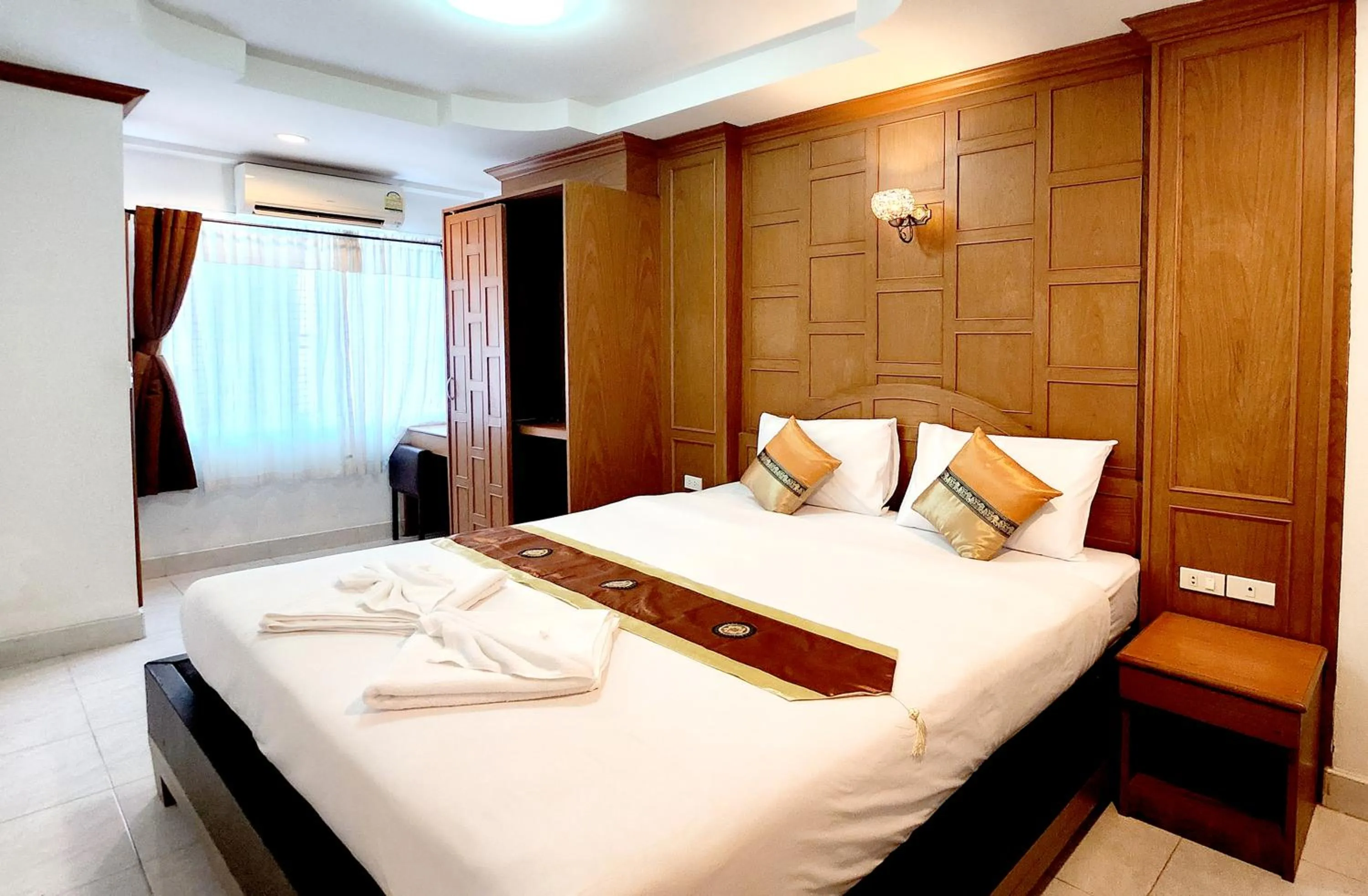 Bed in Chalita House