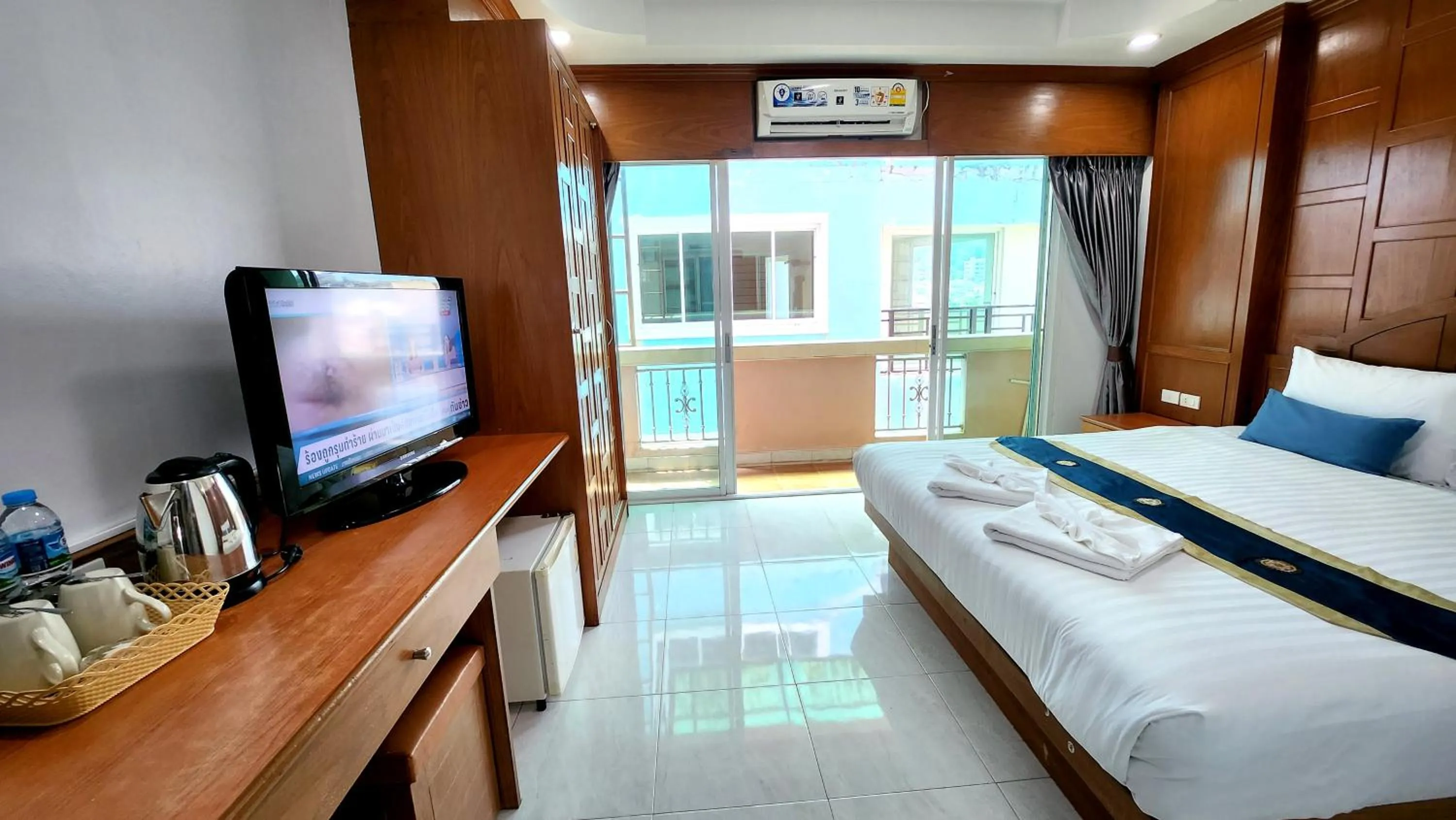 Bed in Chalita House