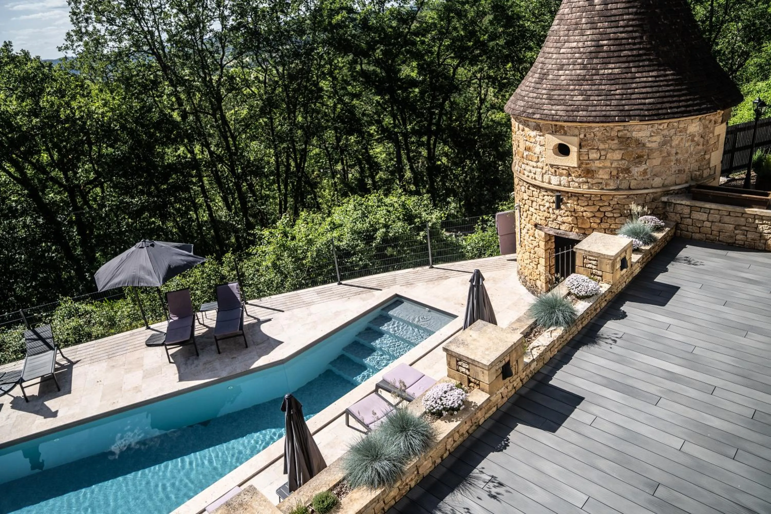 Swimming pool in La Perle de Domme