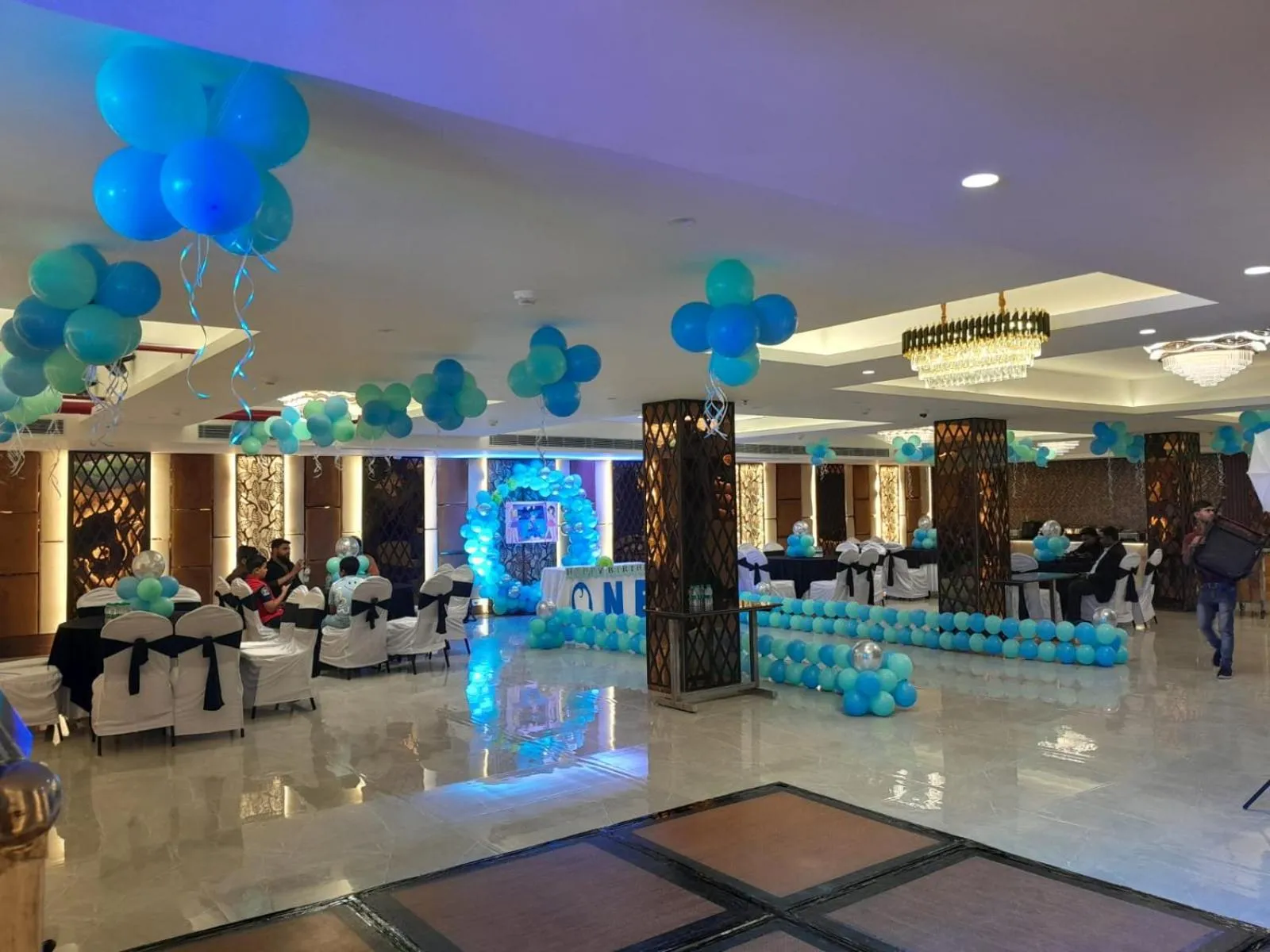 Banquet/Function facilities in Belvedere Suites
