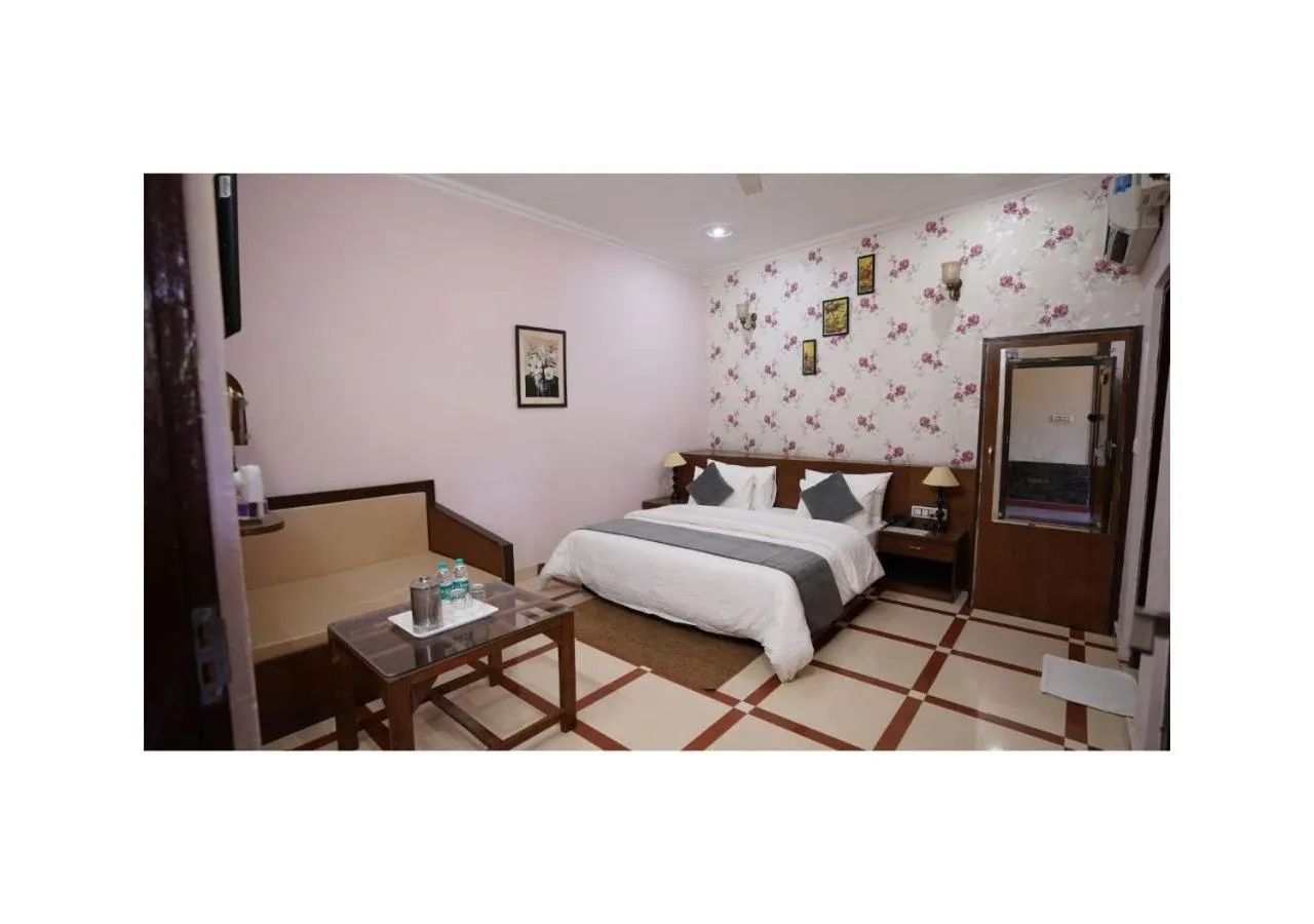 Bedroom, Bed in HR DUKES DEN RESORT