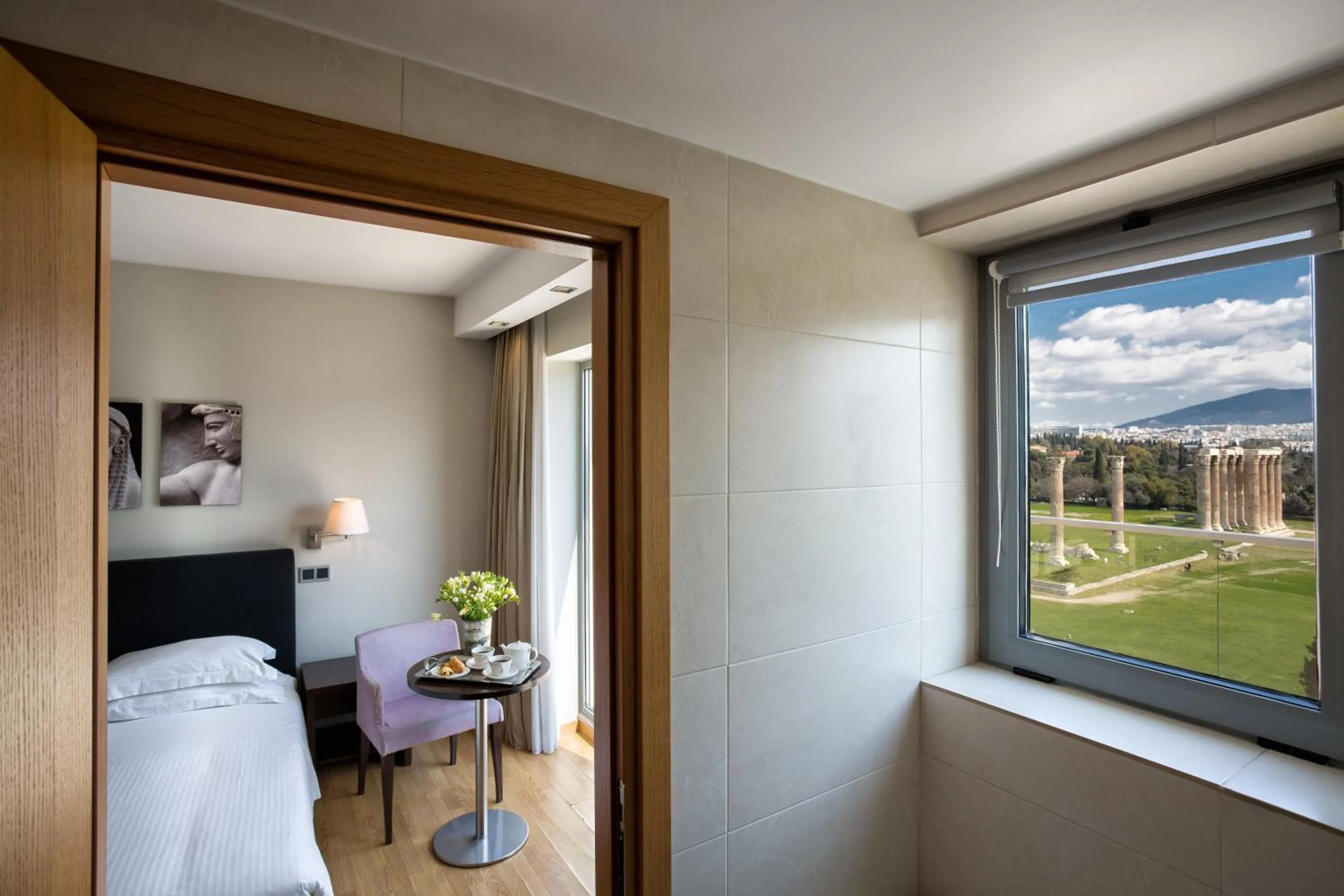 Balcony/Terrace in The Athens Gate Hotel