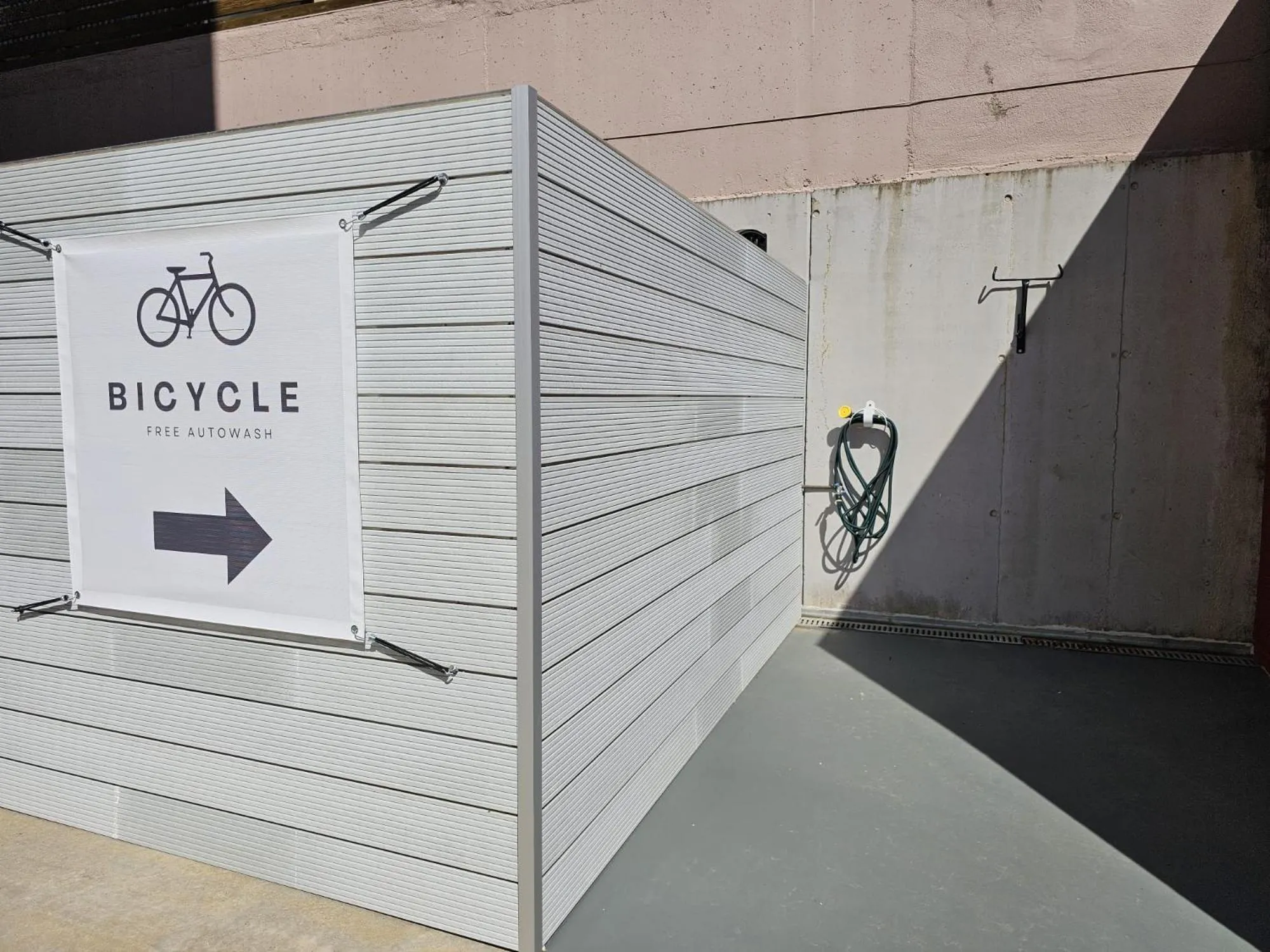 Cycling in Apartaments Els Quimics