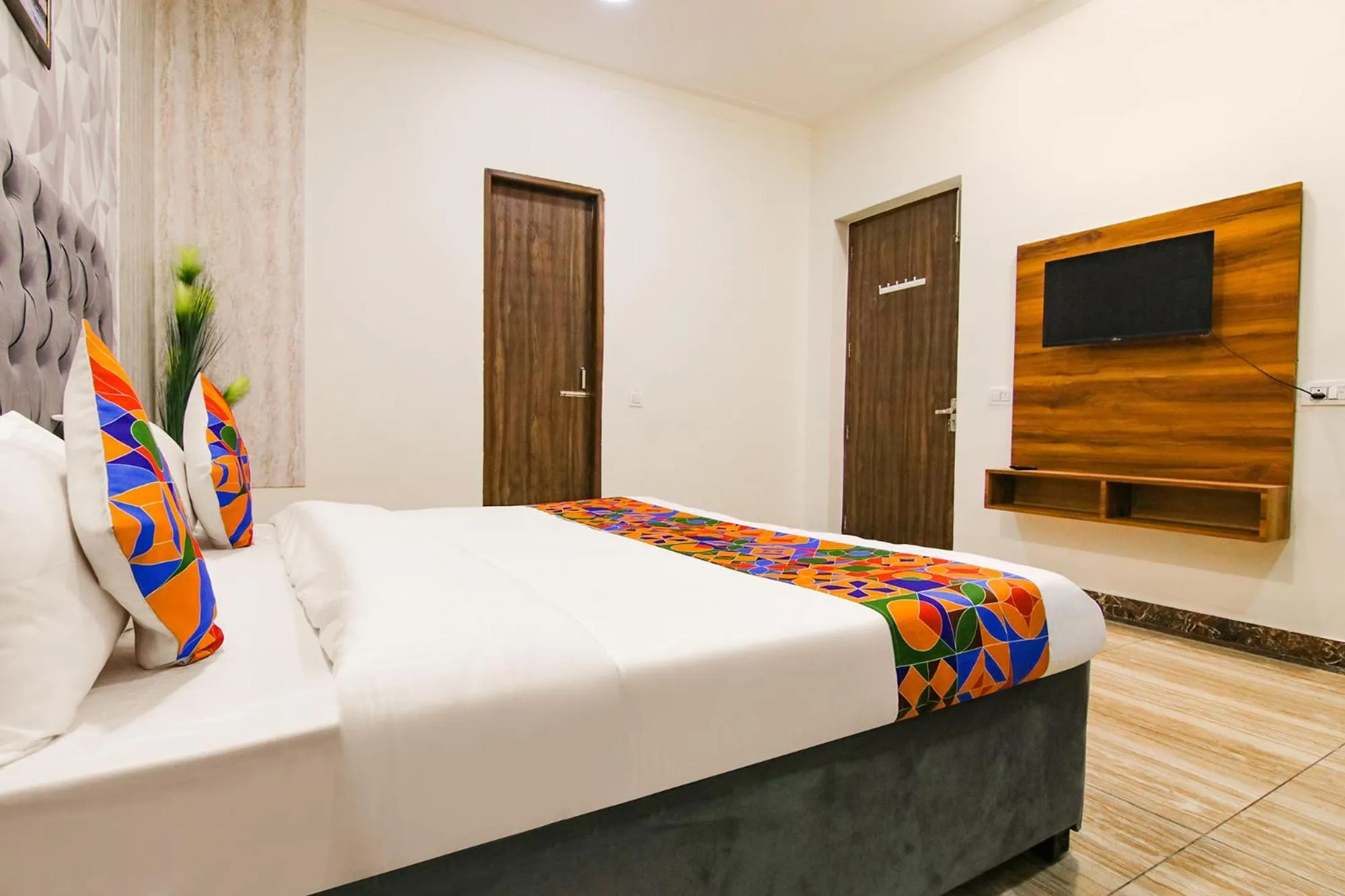 Bed in FabHotel Sky Lark Farm