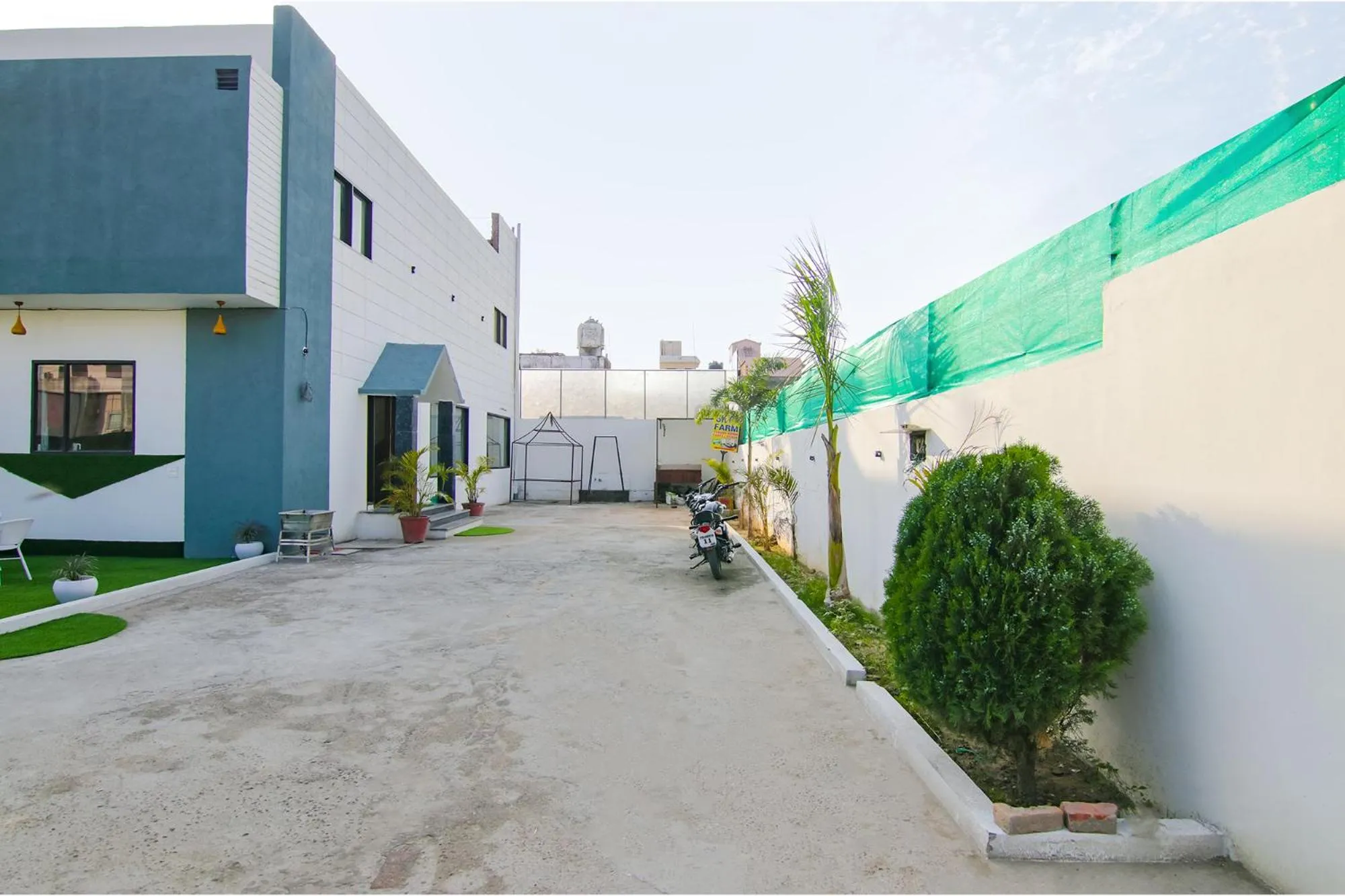 Parking in FabHotel Sky Lark Farm