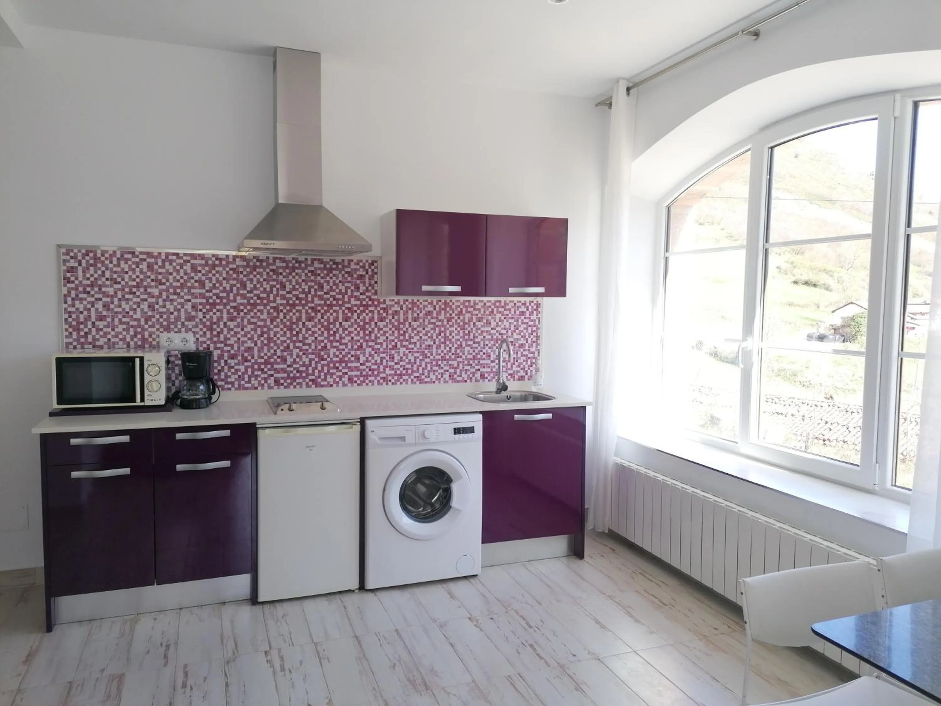 Kitchen or kitchenette in Alojamiento rural El Refugio