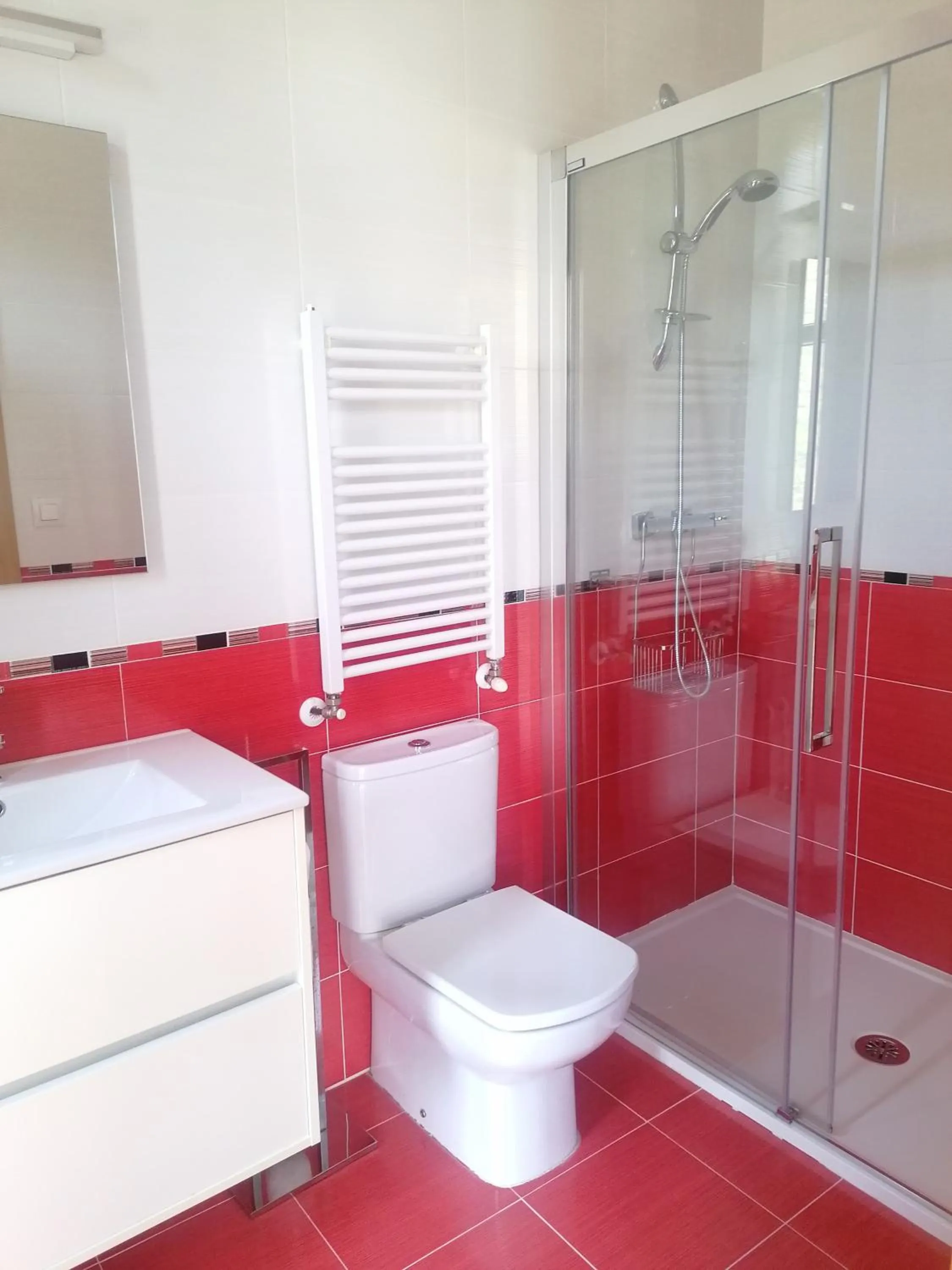 Shower in Alojamiento rural El Refugio