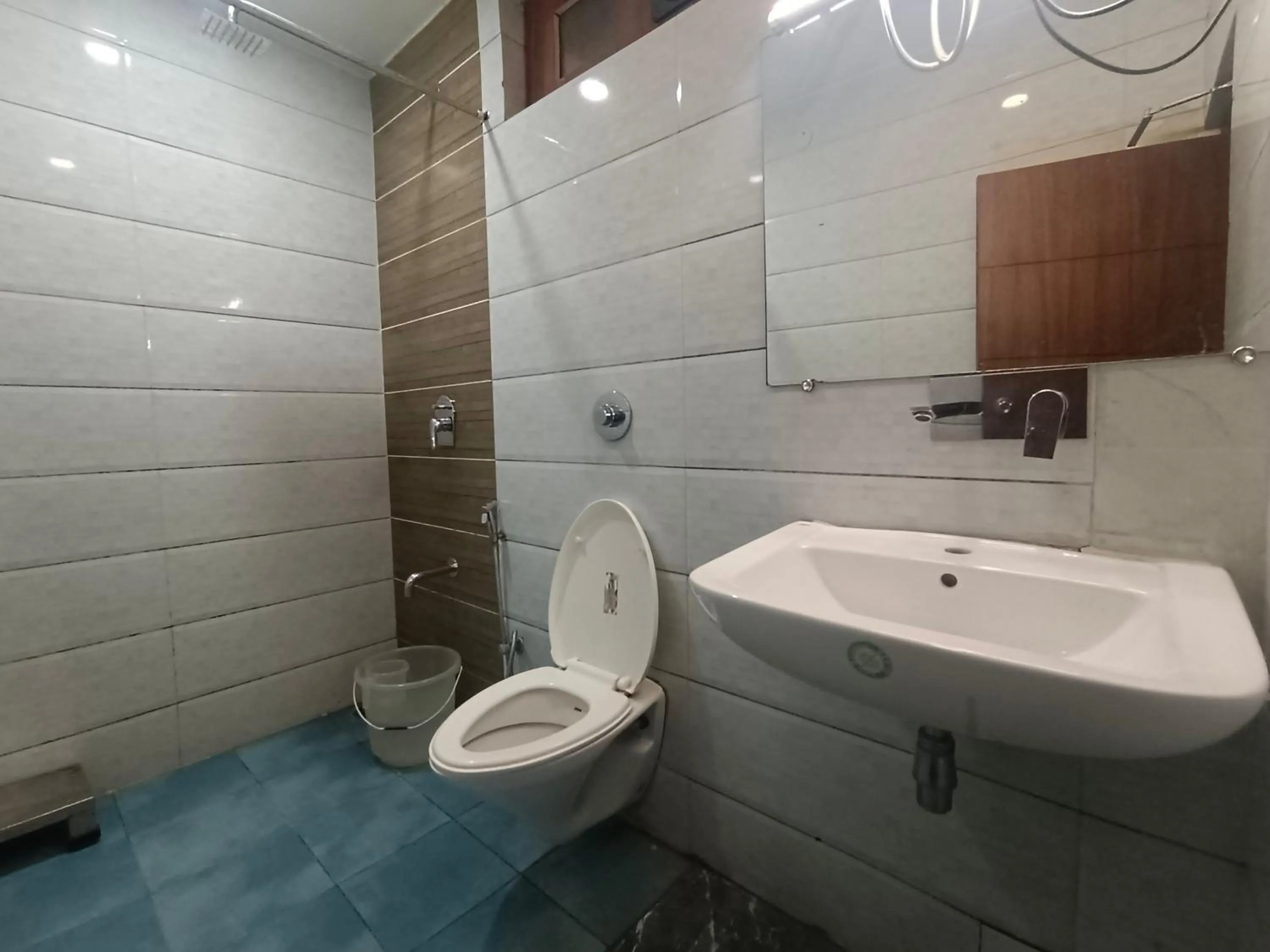 Bathroom in Hotel Ganga Azure@ Har Ki Pauri Road