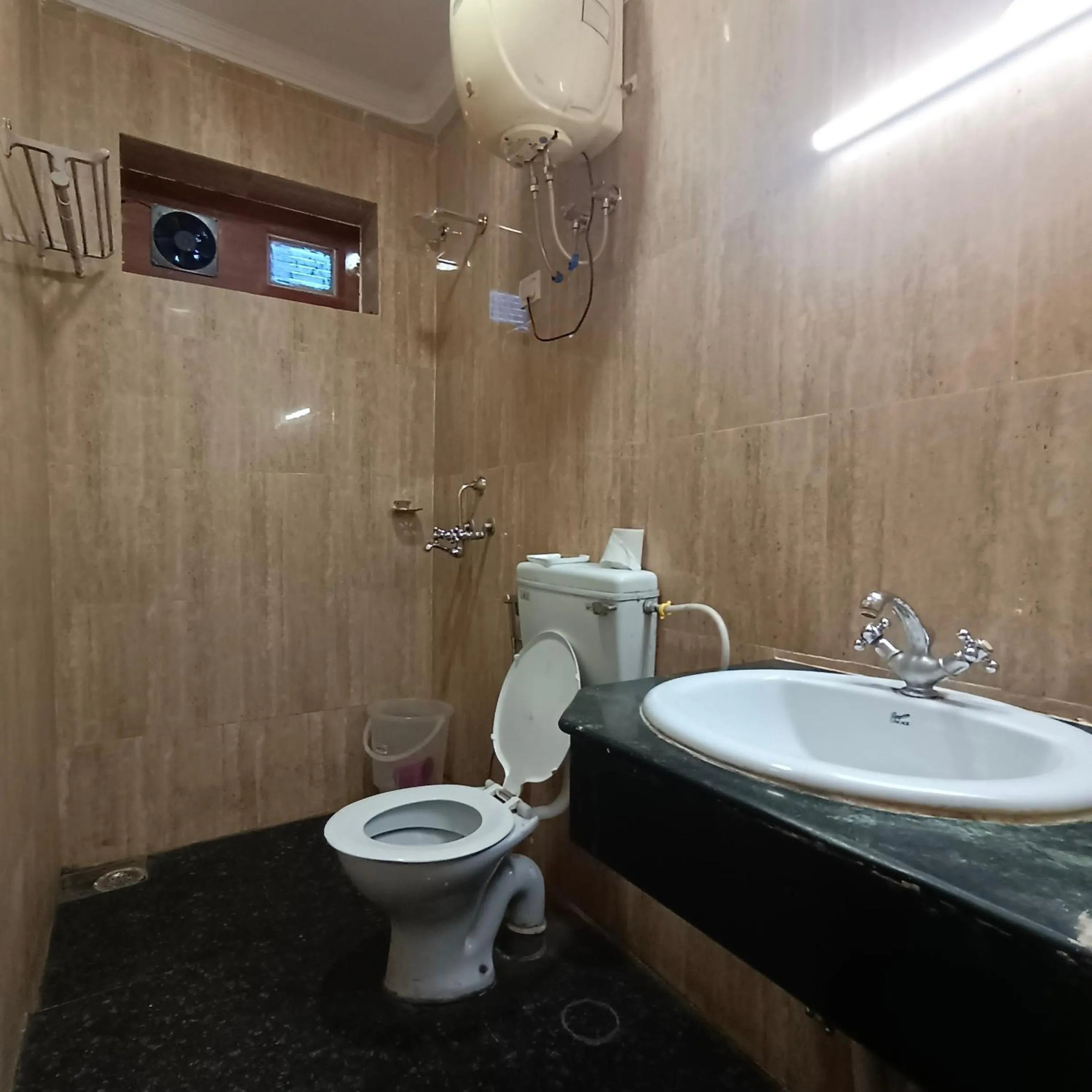 Bathroom in Hotel Ganga Azure@ Har Ki Pauri Road