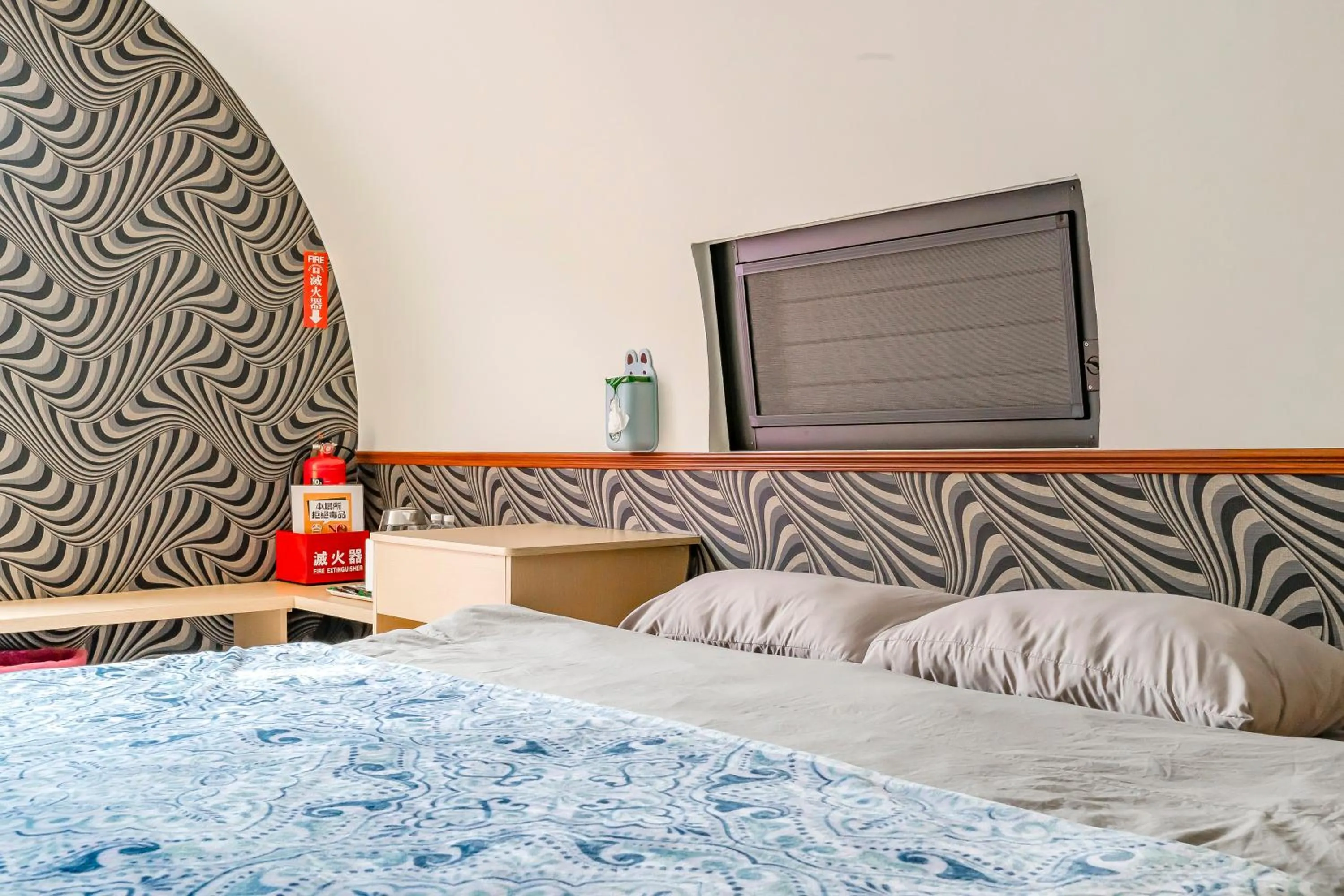 On site, Bed in Shen-Lu-Ju B&B