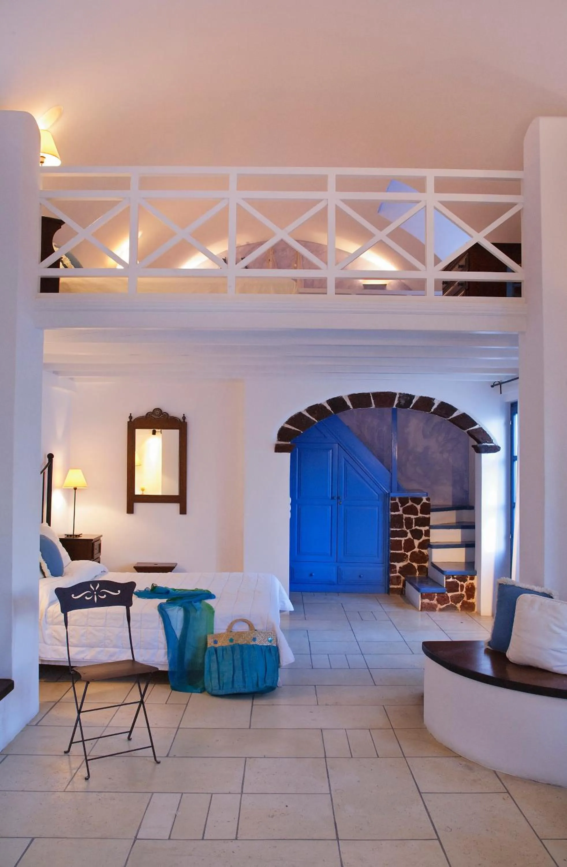 Photo of the whole room in Tamarix Del Mar Suites