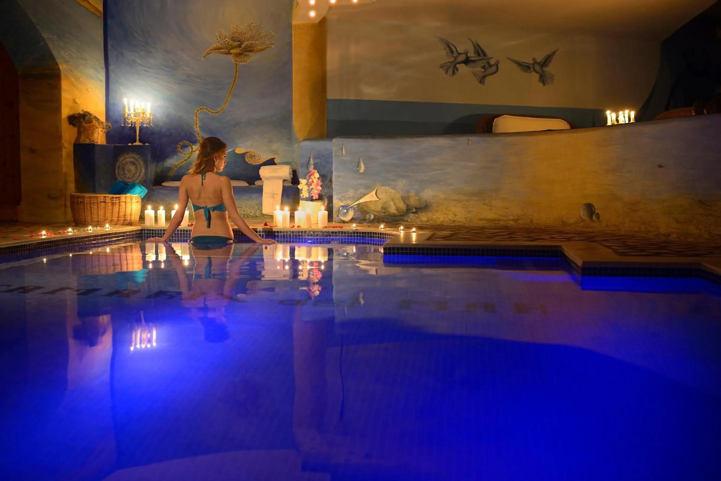 Swimming pool in Tamarix Del Mar Suites