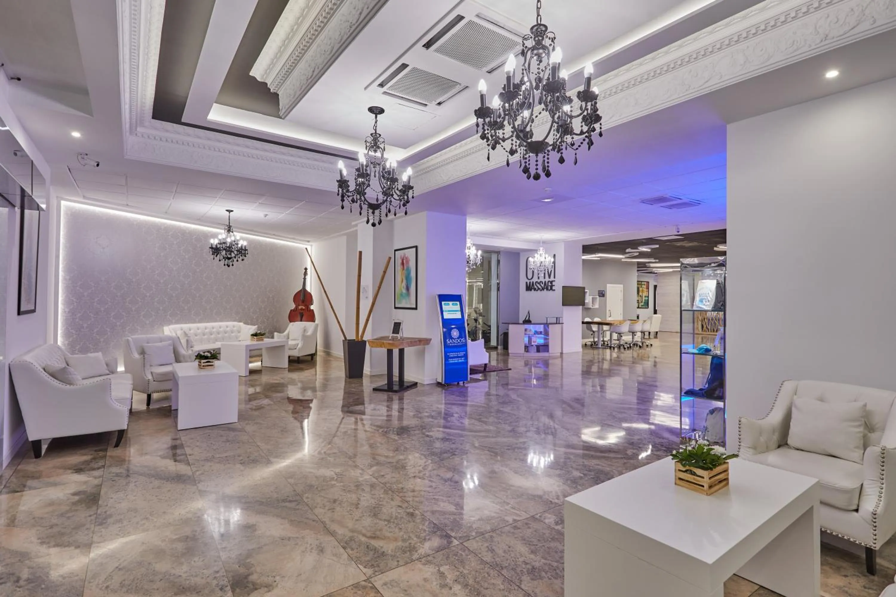 Lobby or reception in Sandos Benidorm Suites