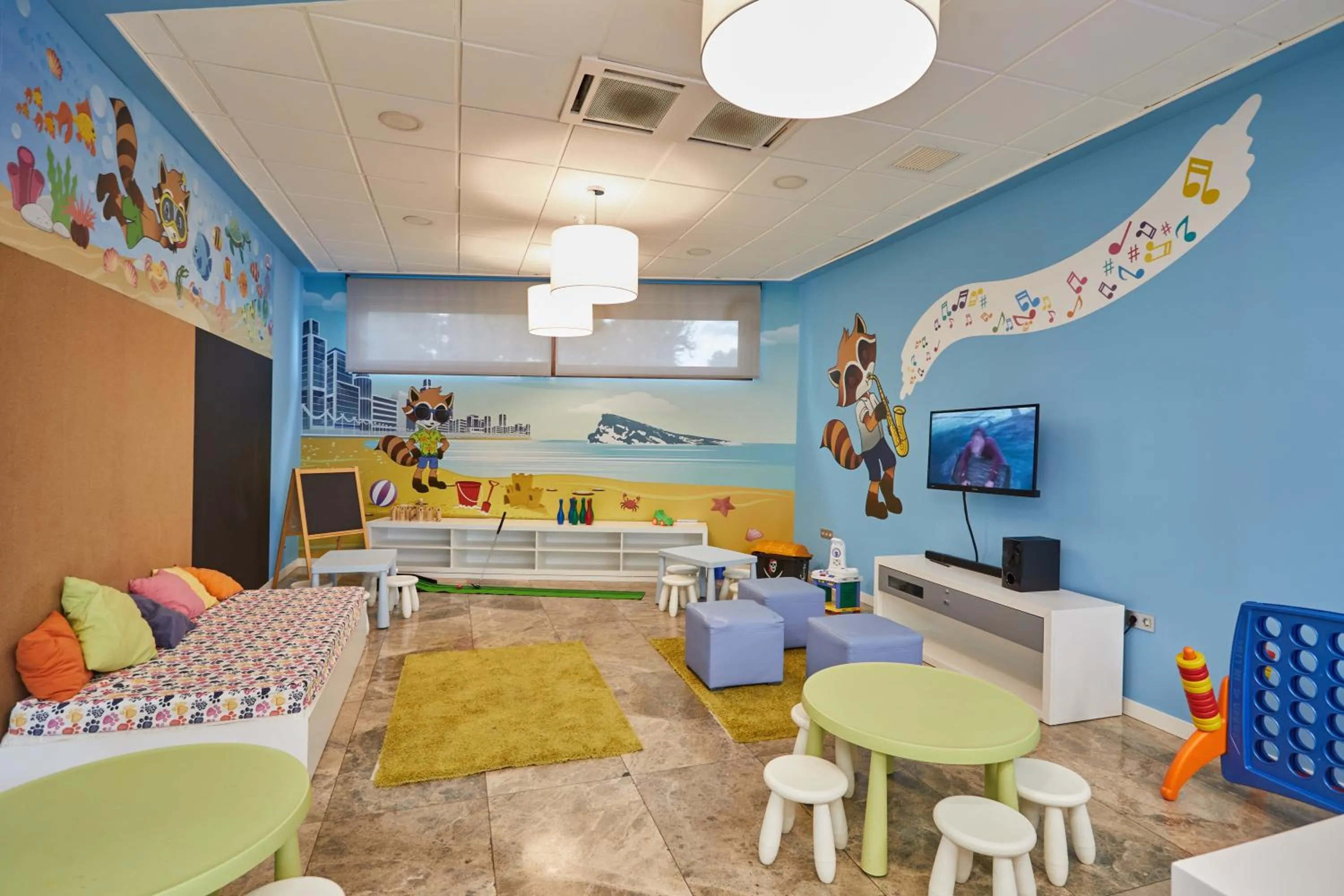 Children play ground in Sandos Benidorm Suites