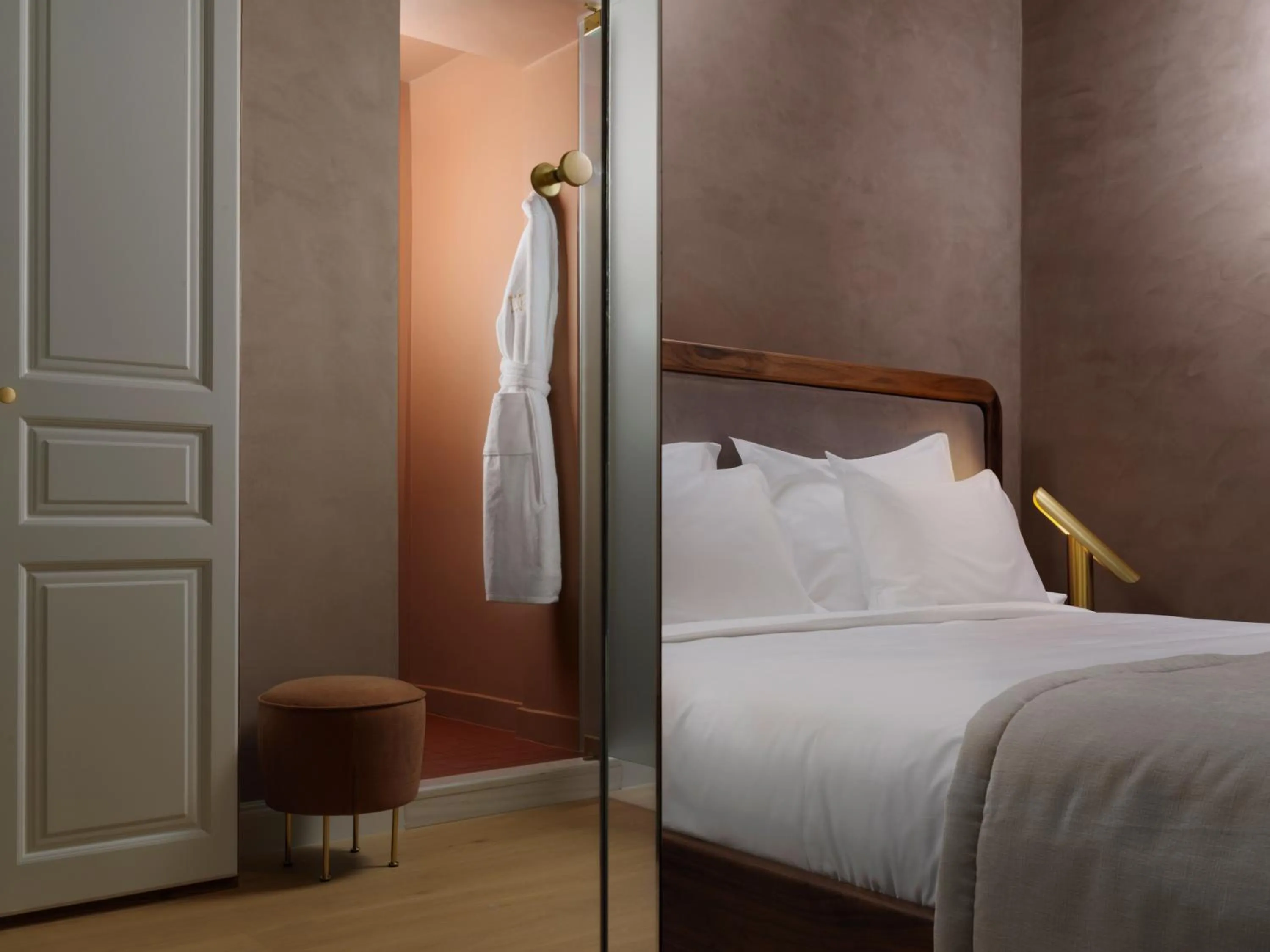 Bed in Monument Hotel