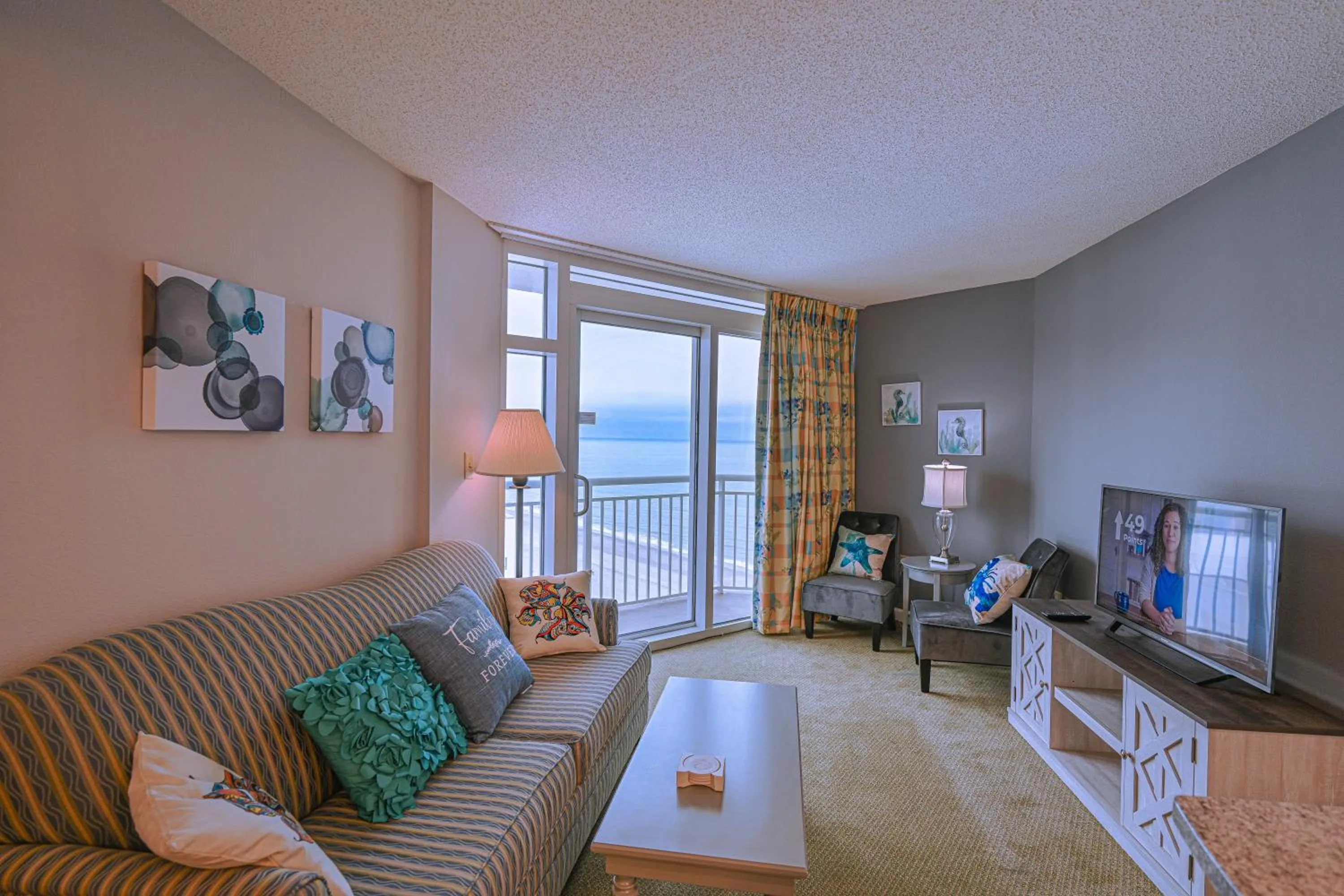TV and multimedia in Pristine Condo Glorious Ocean View HS 11th Floor