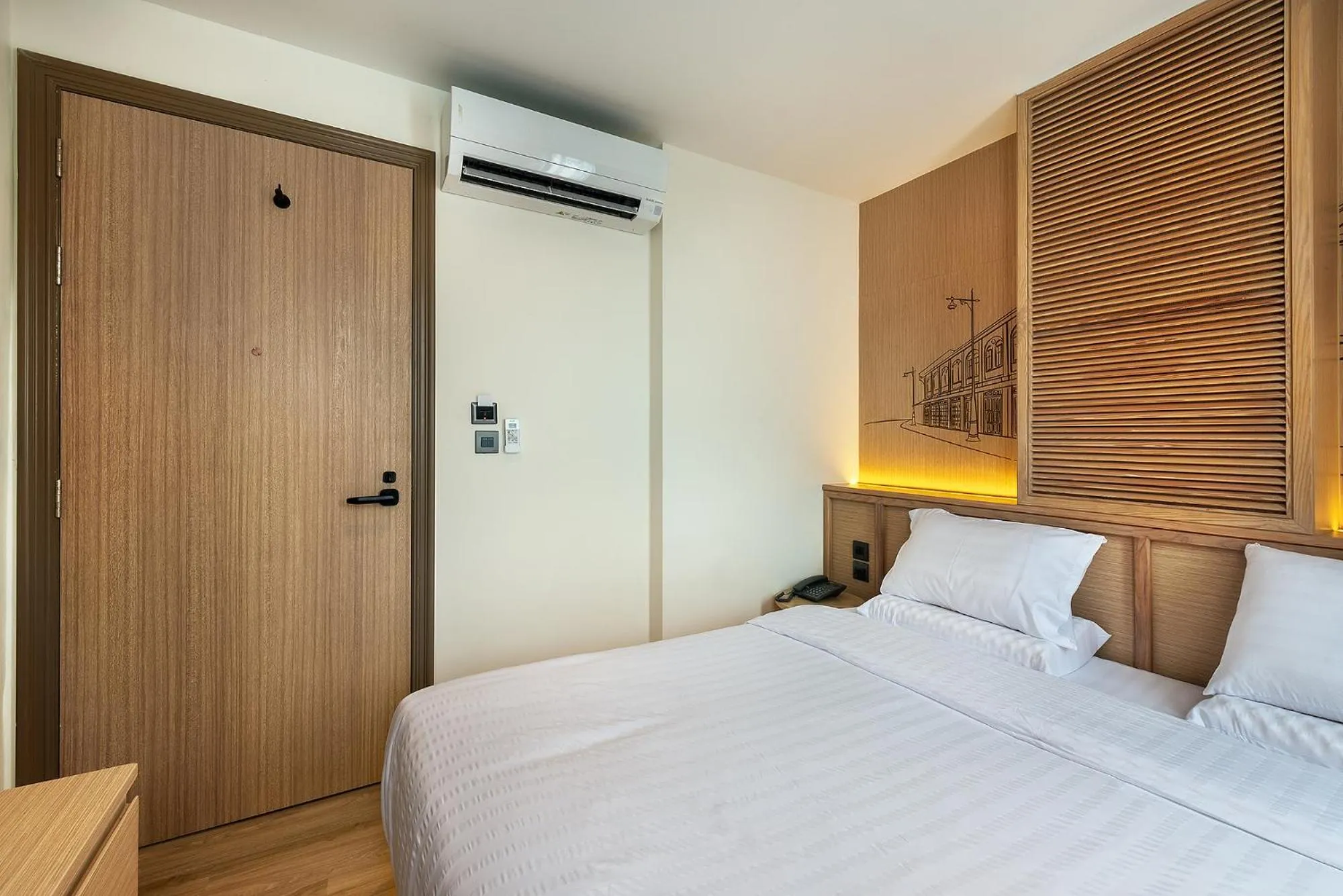 Bed in Phra Nakhon Poshtel