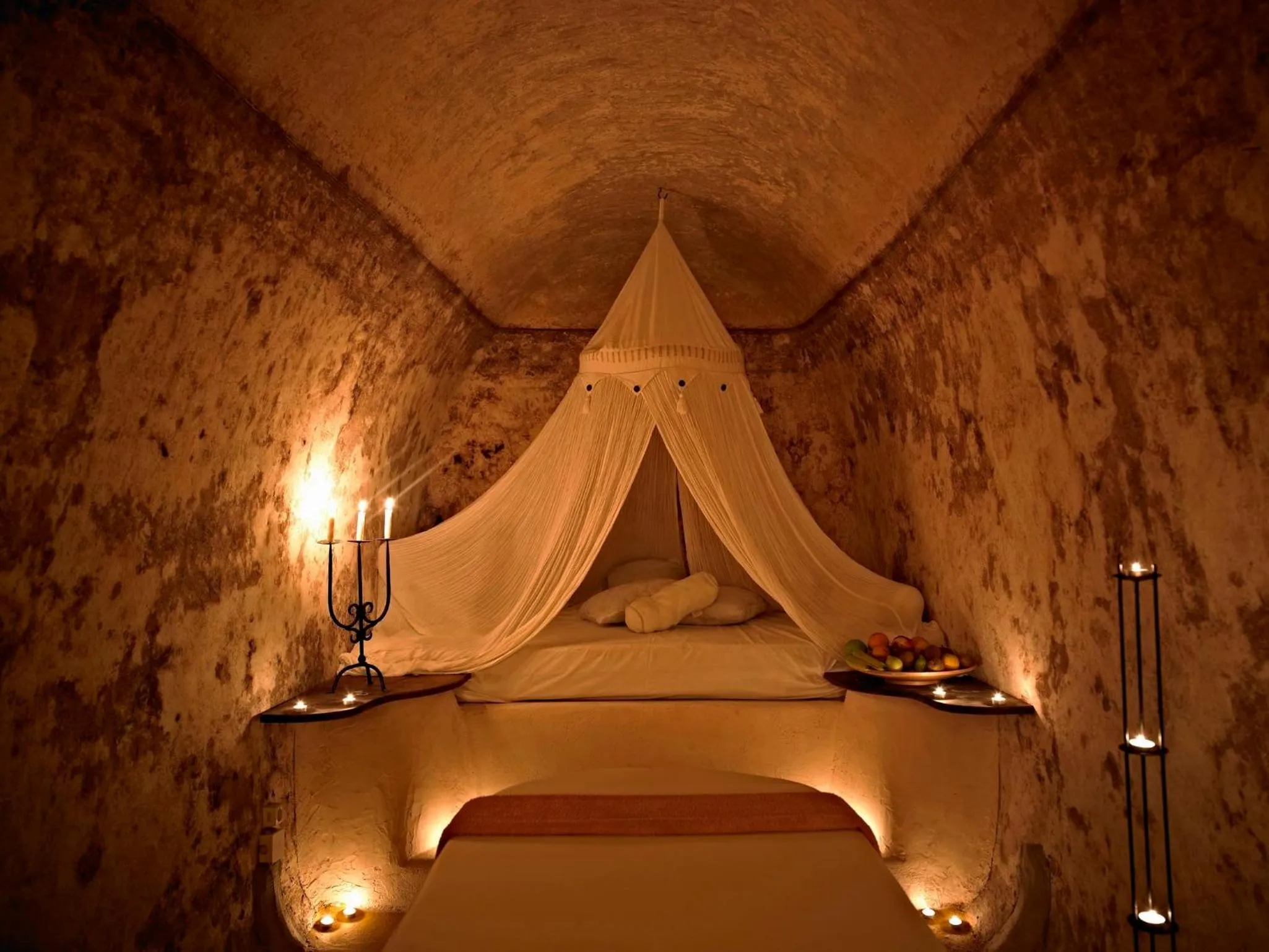 Spa and wellness centre/facilities, Bed in Suites of the Gods Cave Spa Hotel