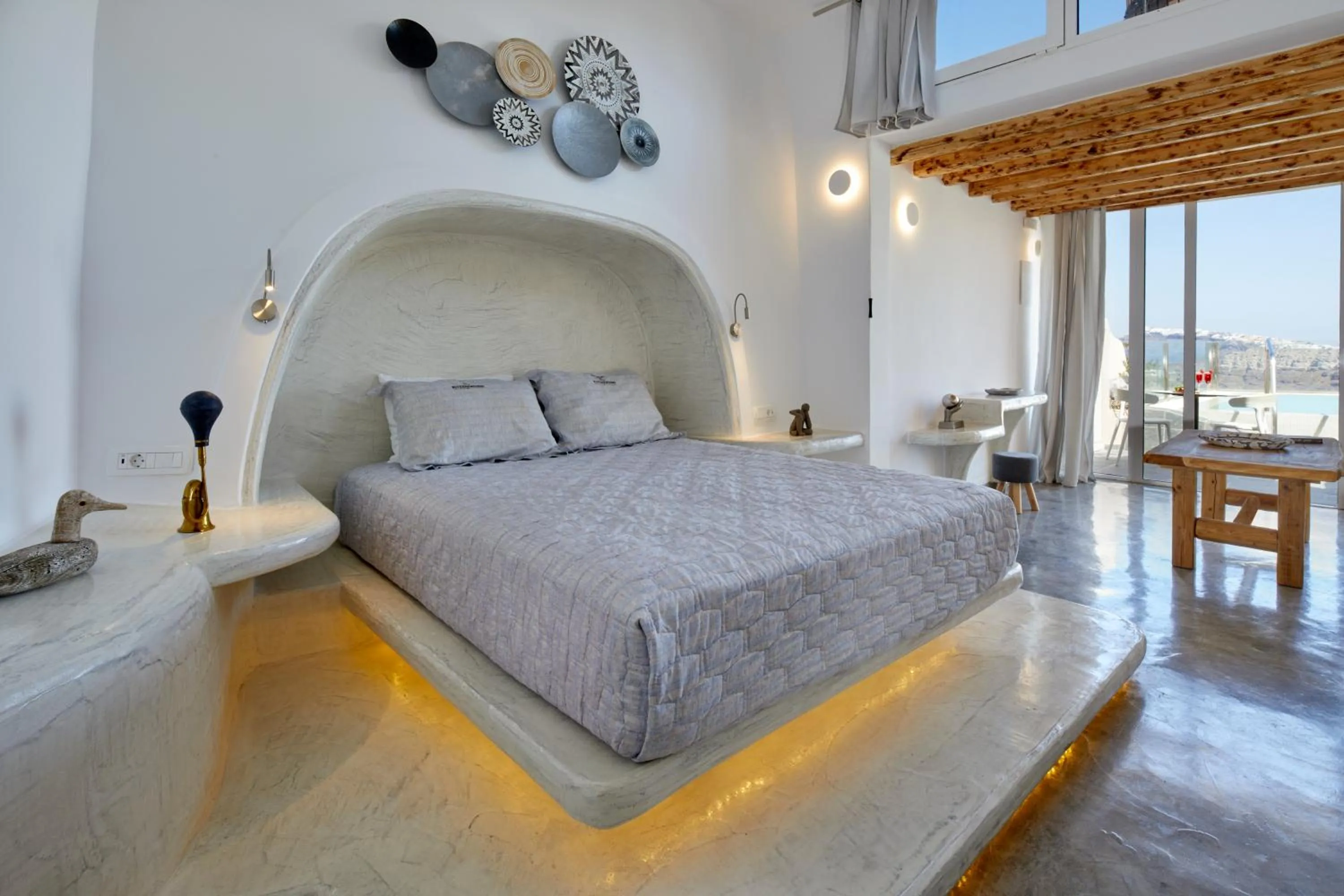 Photo of the whole room, Bed in Suites of the Gods Cave Spa Hotel