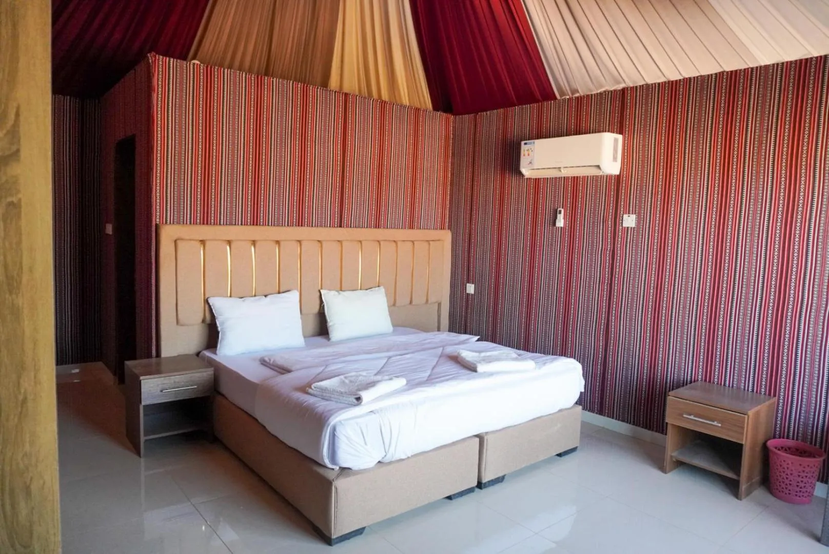 Bed in Shaheen Camp Wadi rum