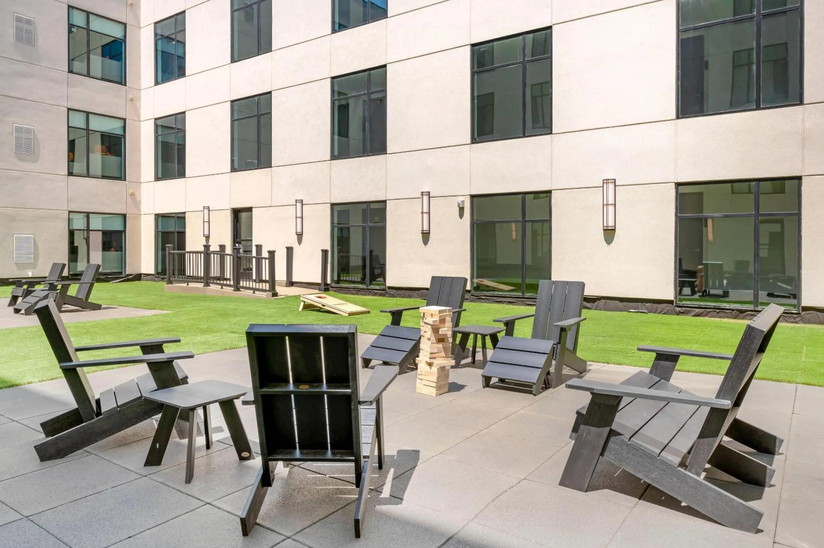 Swimming pool in Cambria Hotel Detroit Downtown