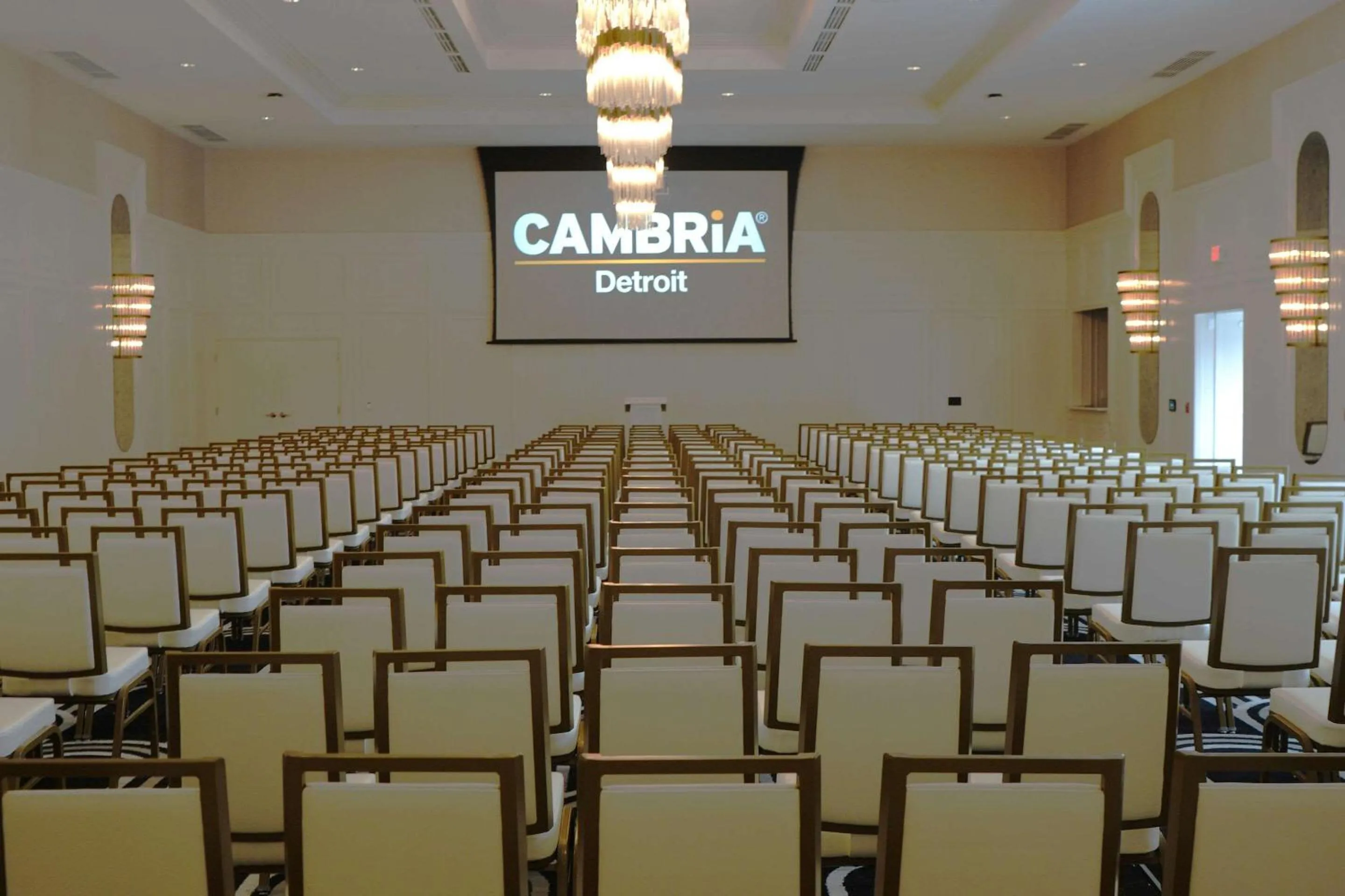 Cambria Hotel Detroit Downtown