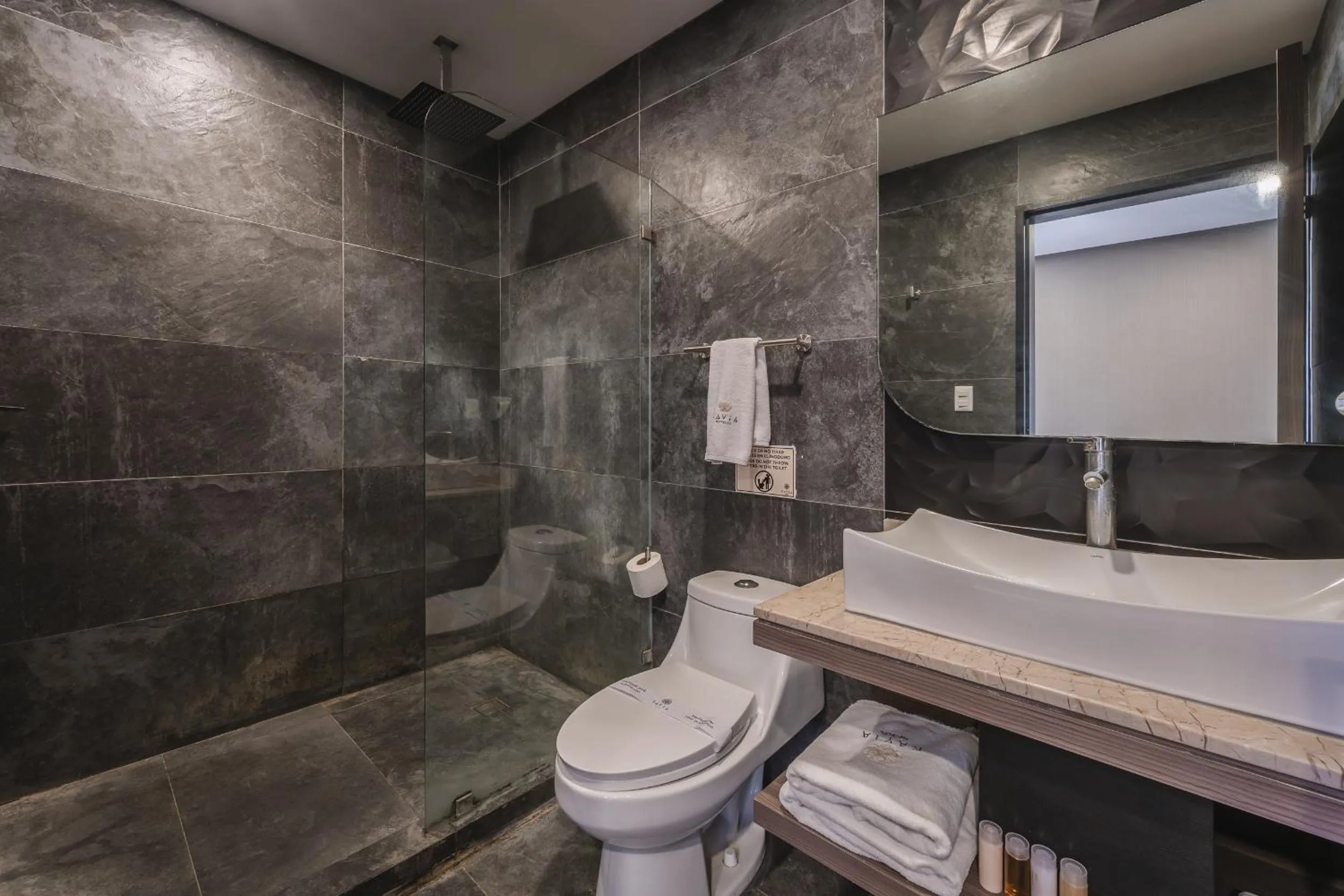 Bathroom in Hotel Kavia Premium - Paseo Montejo
