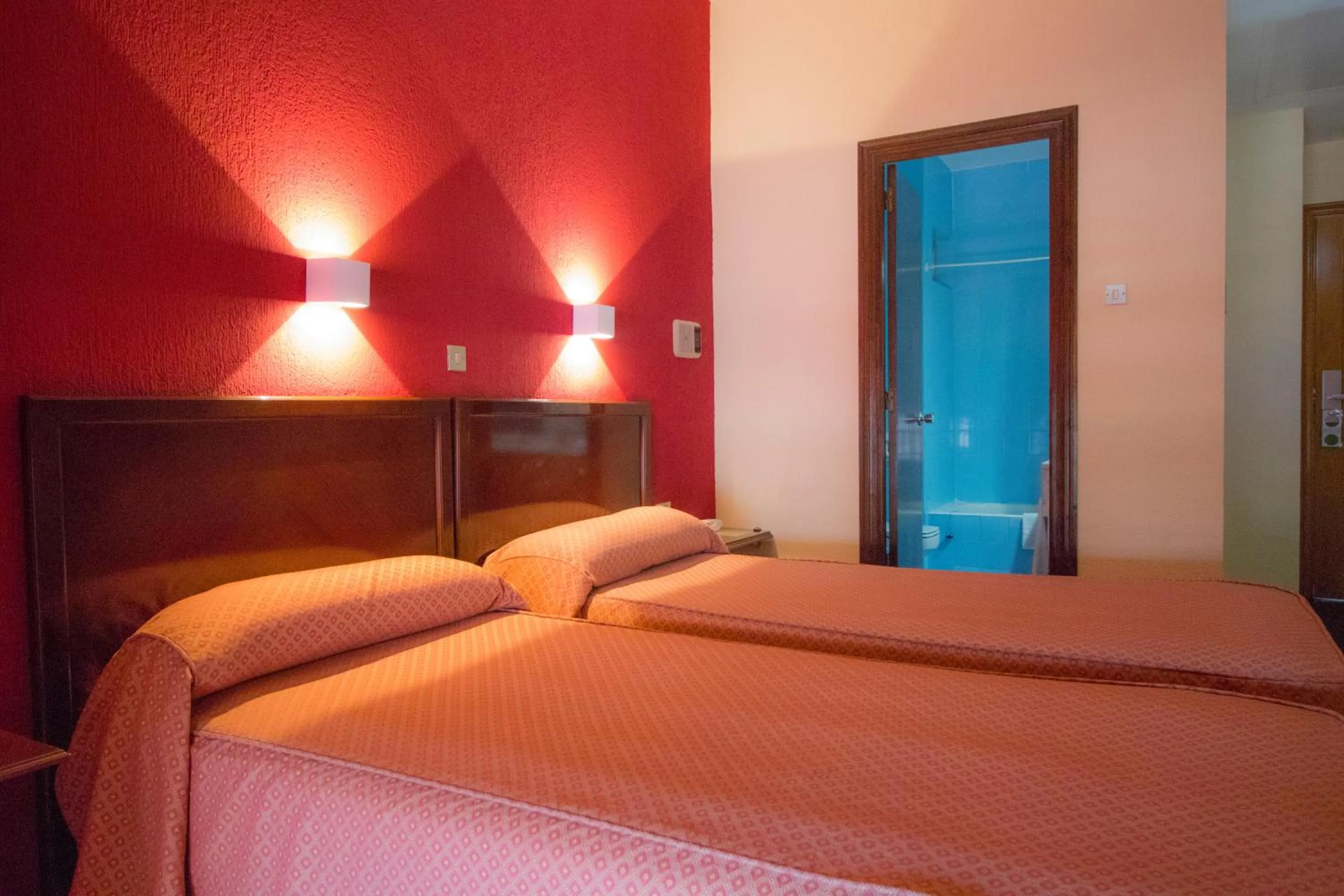 Bedroom, Bed in Hotel Caribe