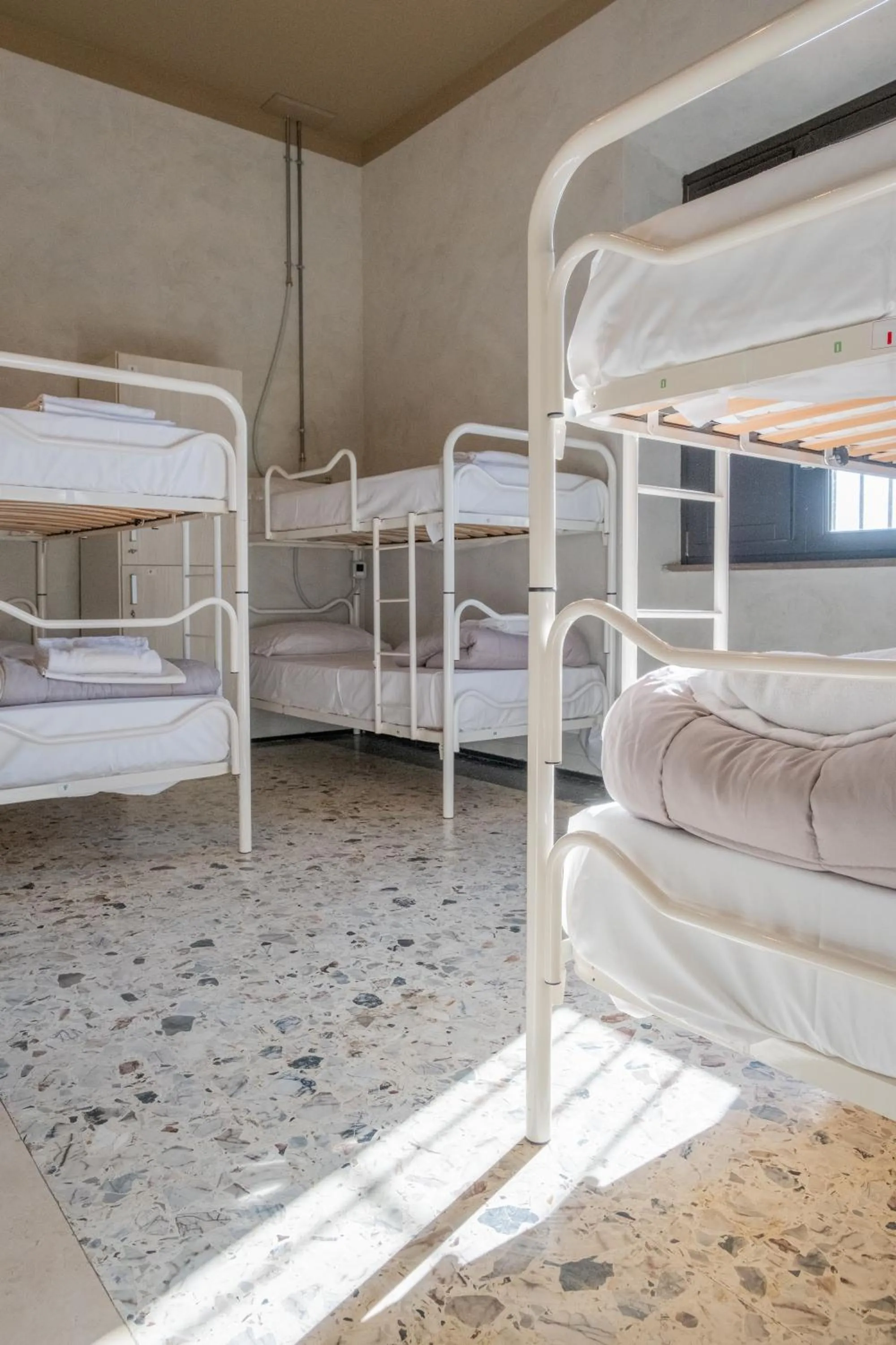 Bed in Hotel & Hostel 7