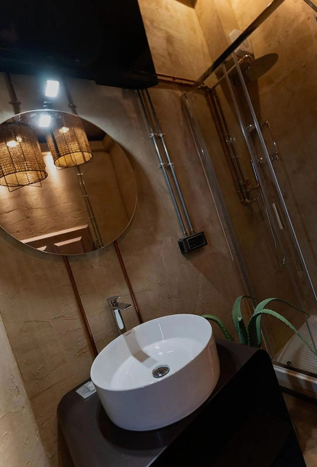 Shower in Hotel & Hostel 7