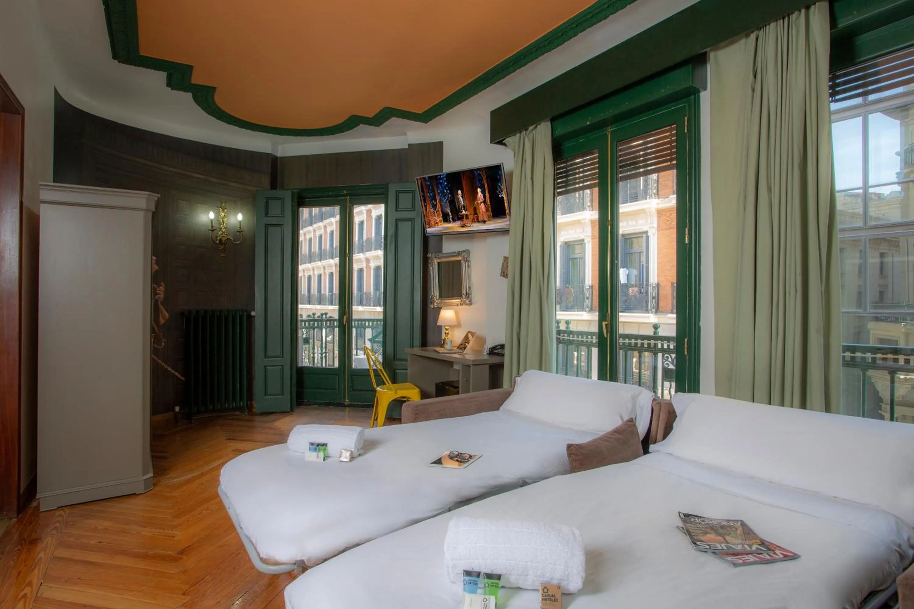 Bedroom, Bed in Casual del Teatro Madrid