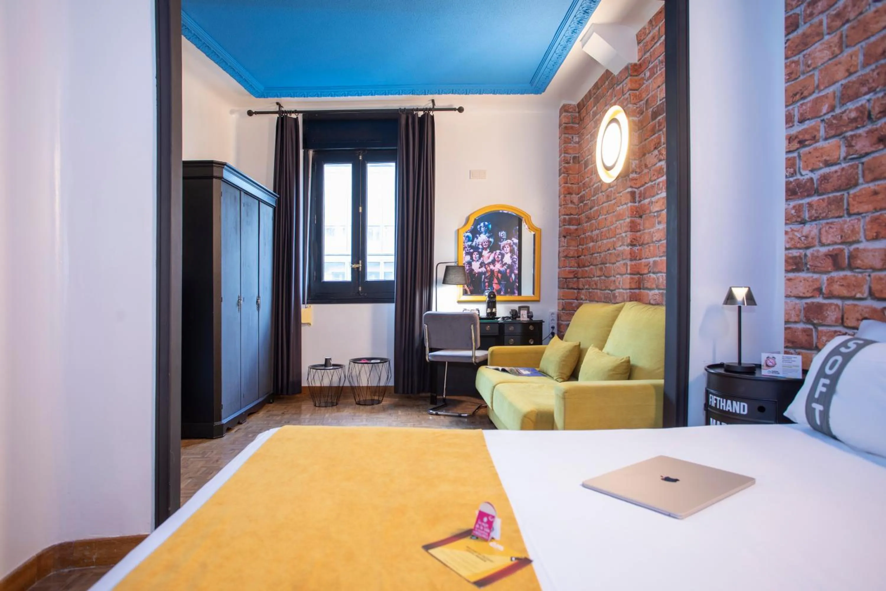 Bed in Casual del Teatro Madrid