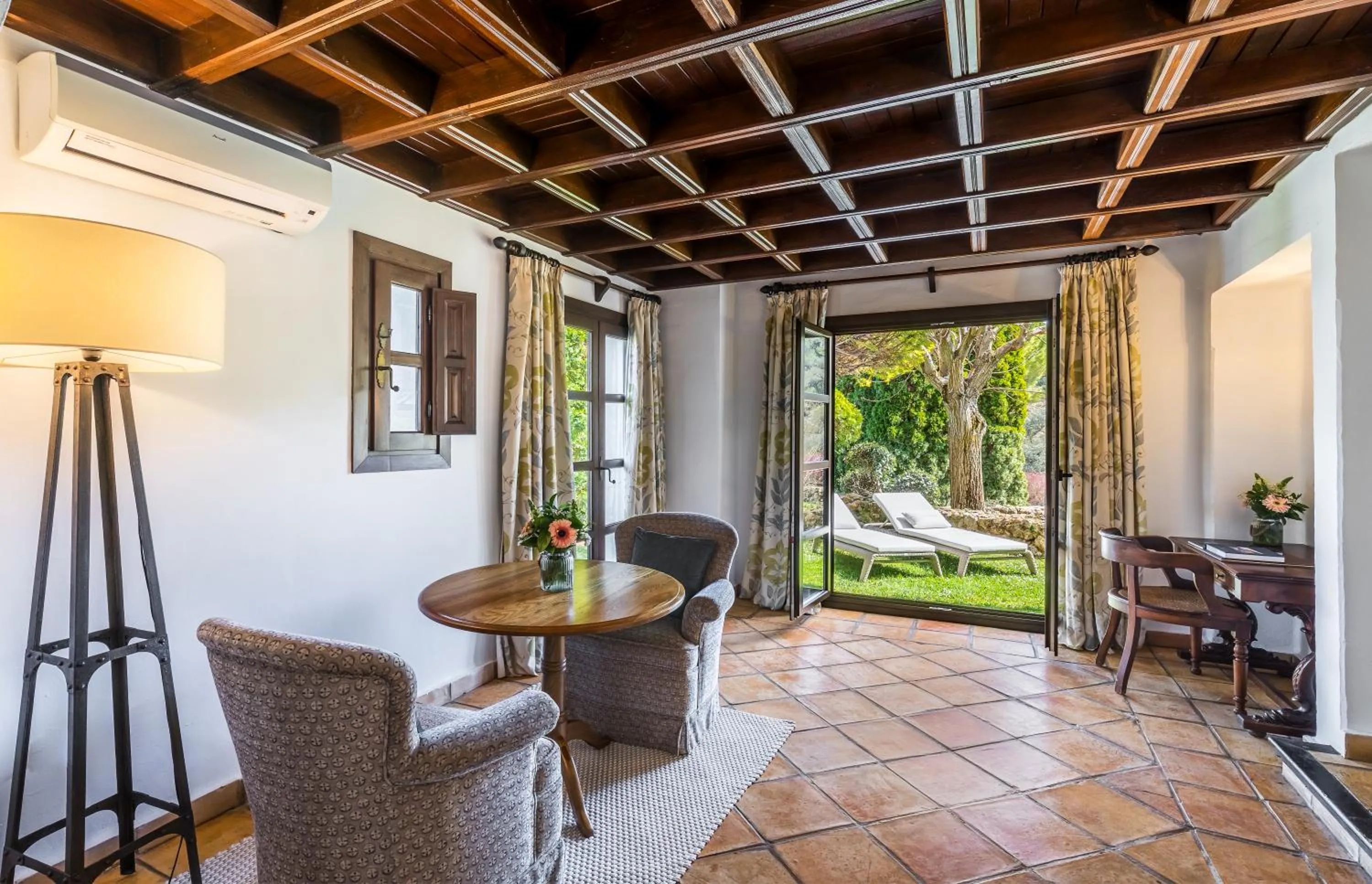Living room in Finca La Bobadilla - The Leading Hotels of the World