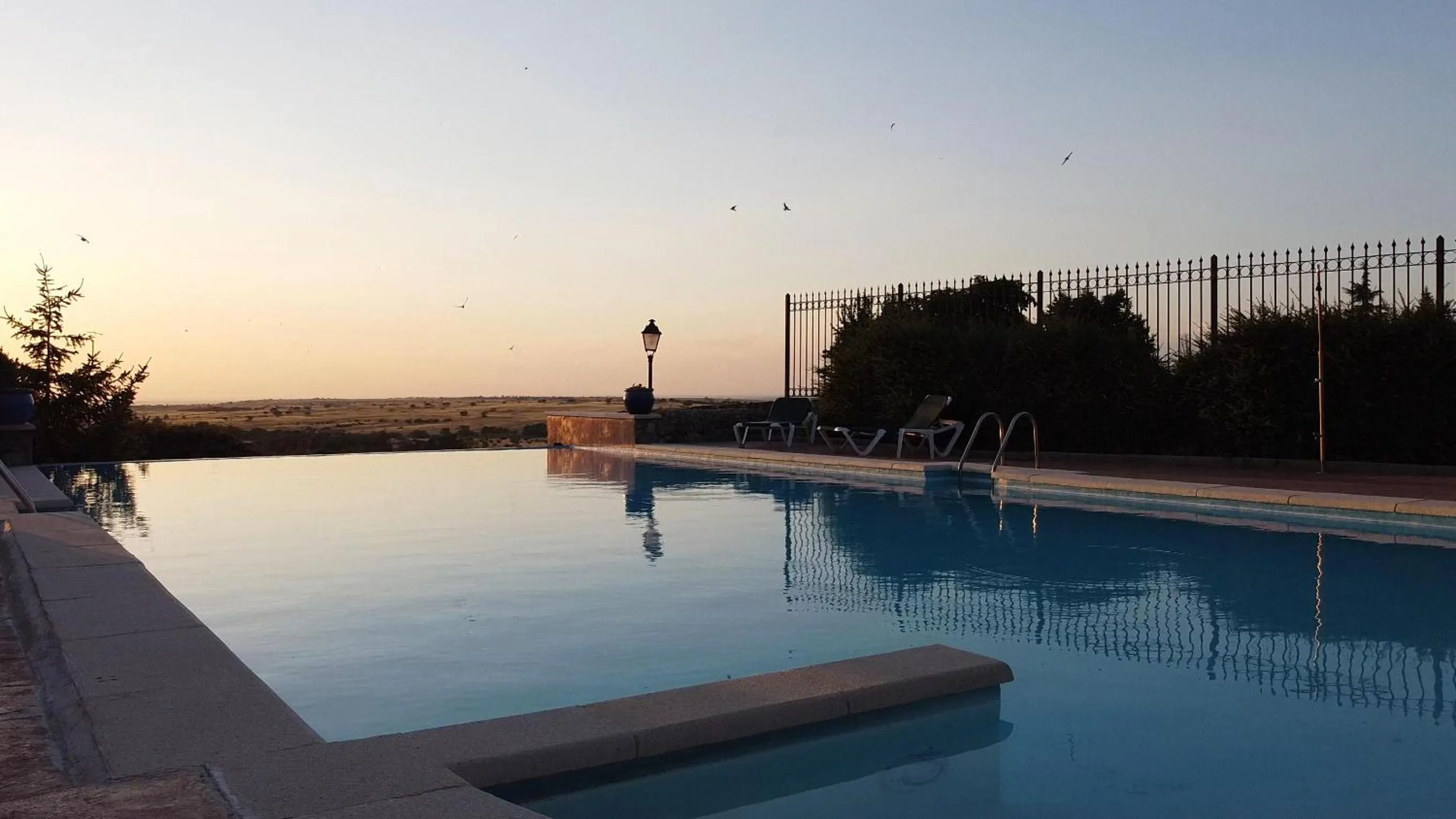 Day in Hotel El Rancho